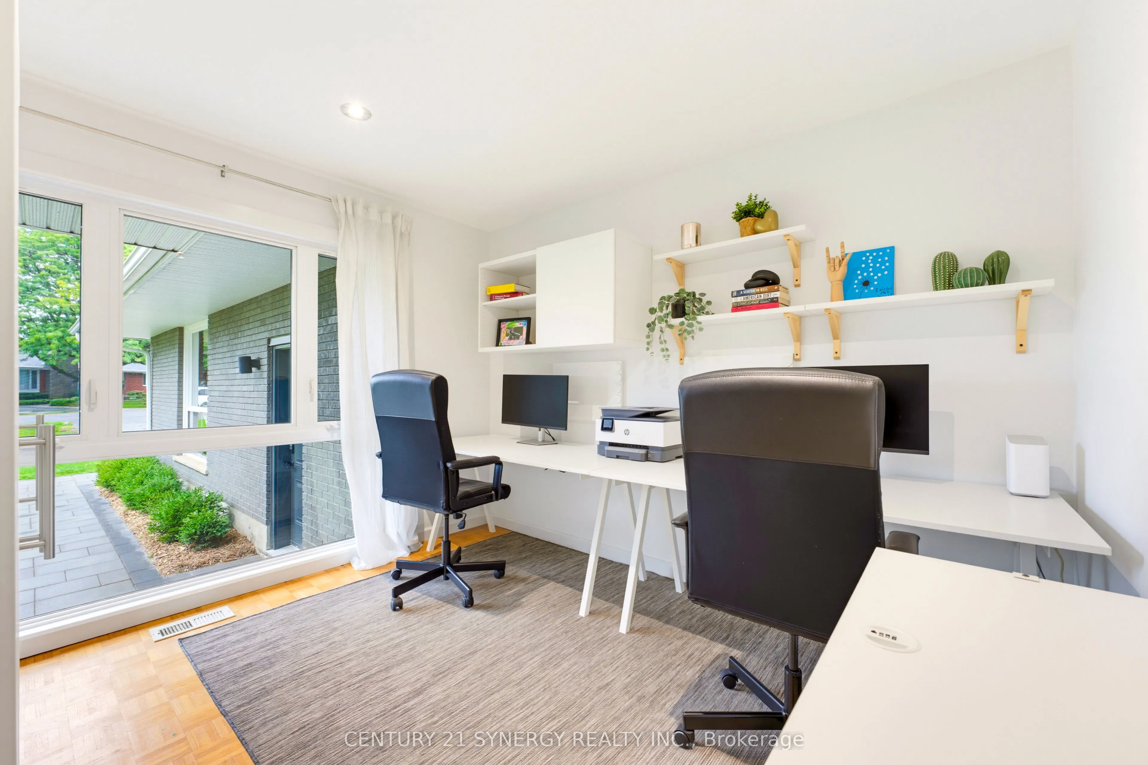 10 Honey Gables Drive
