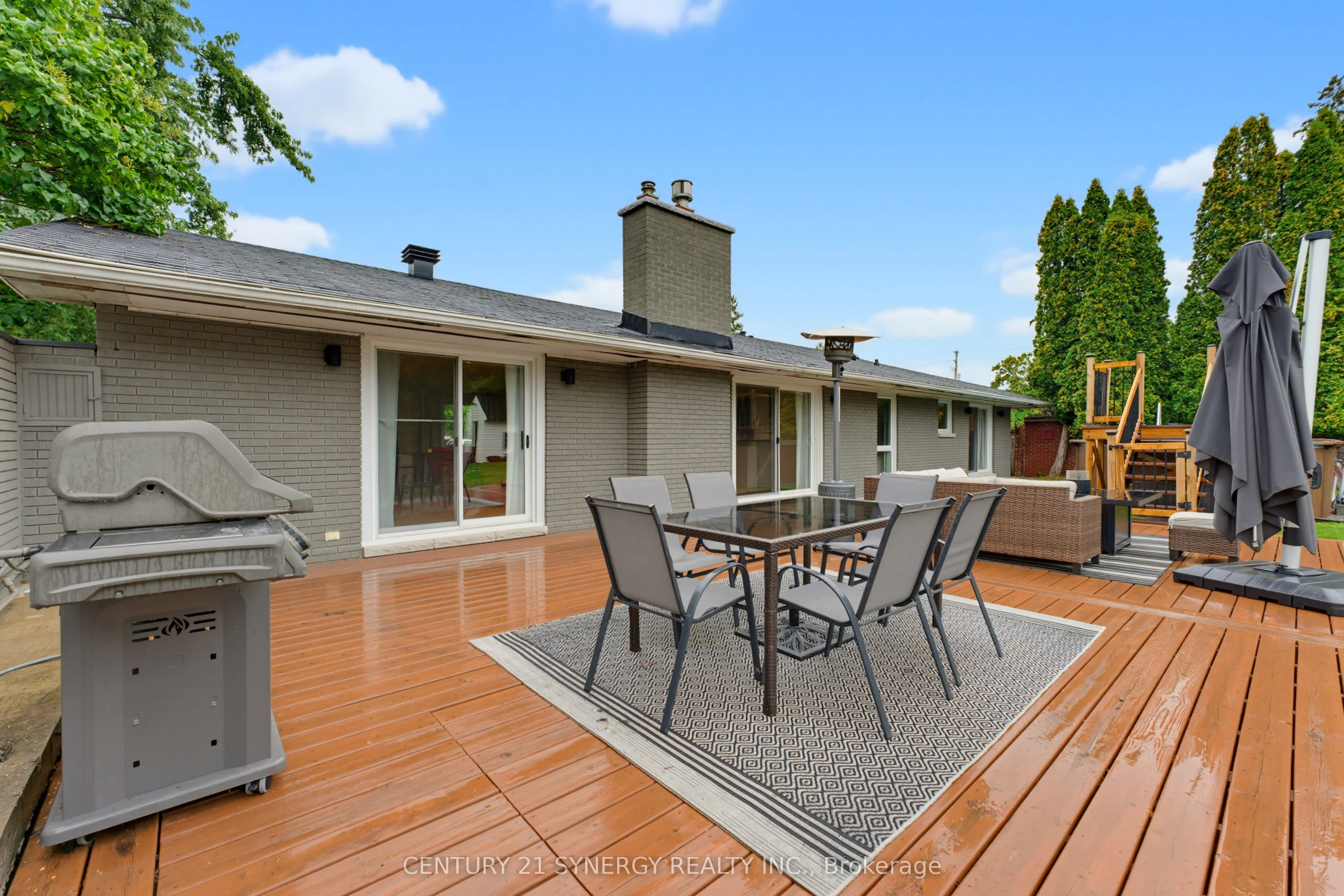 10 Honey Gables Drive