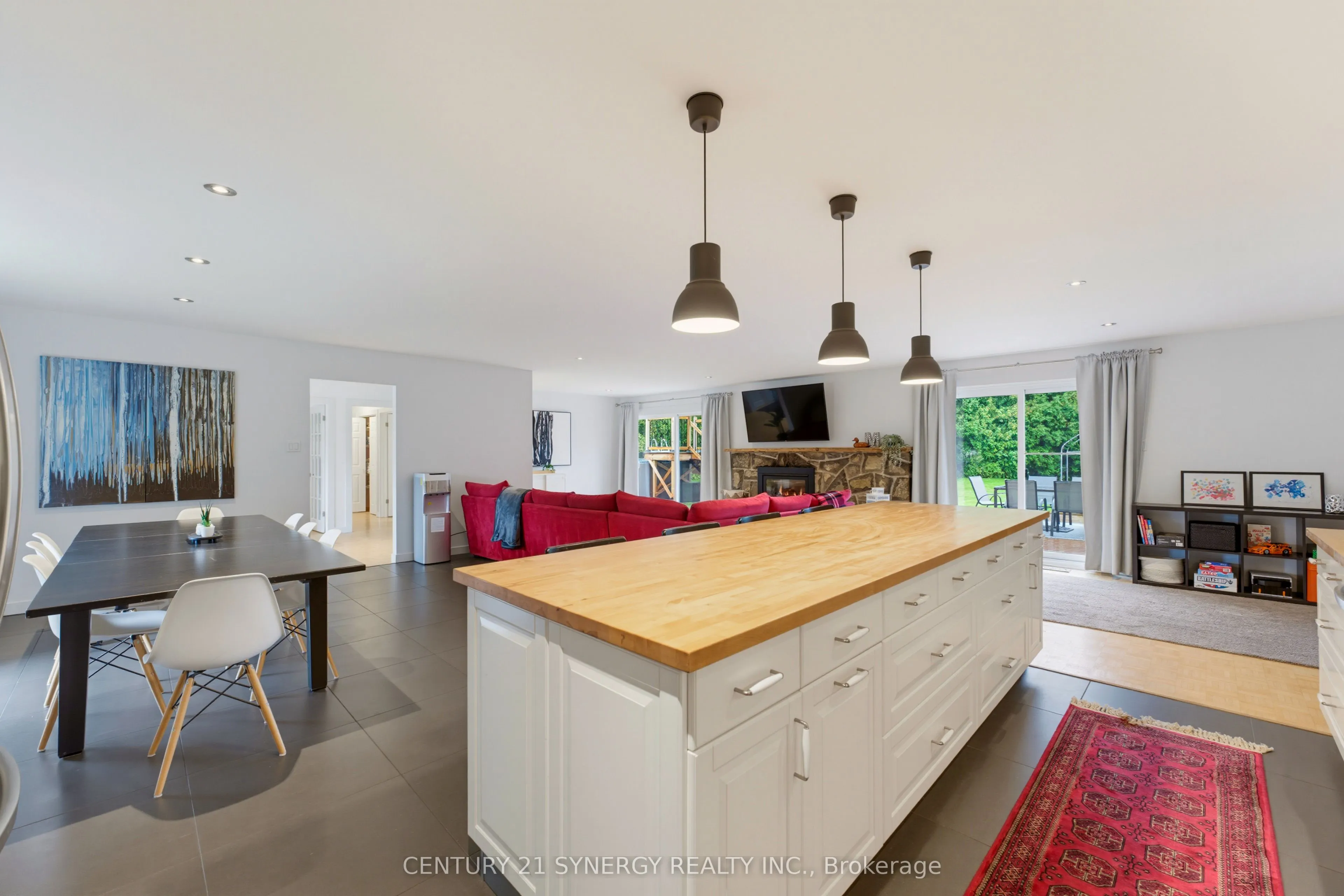 10 Honey Gables Drive