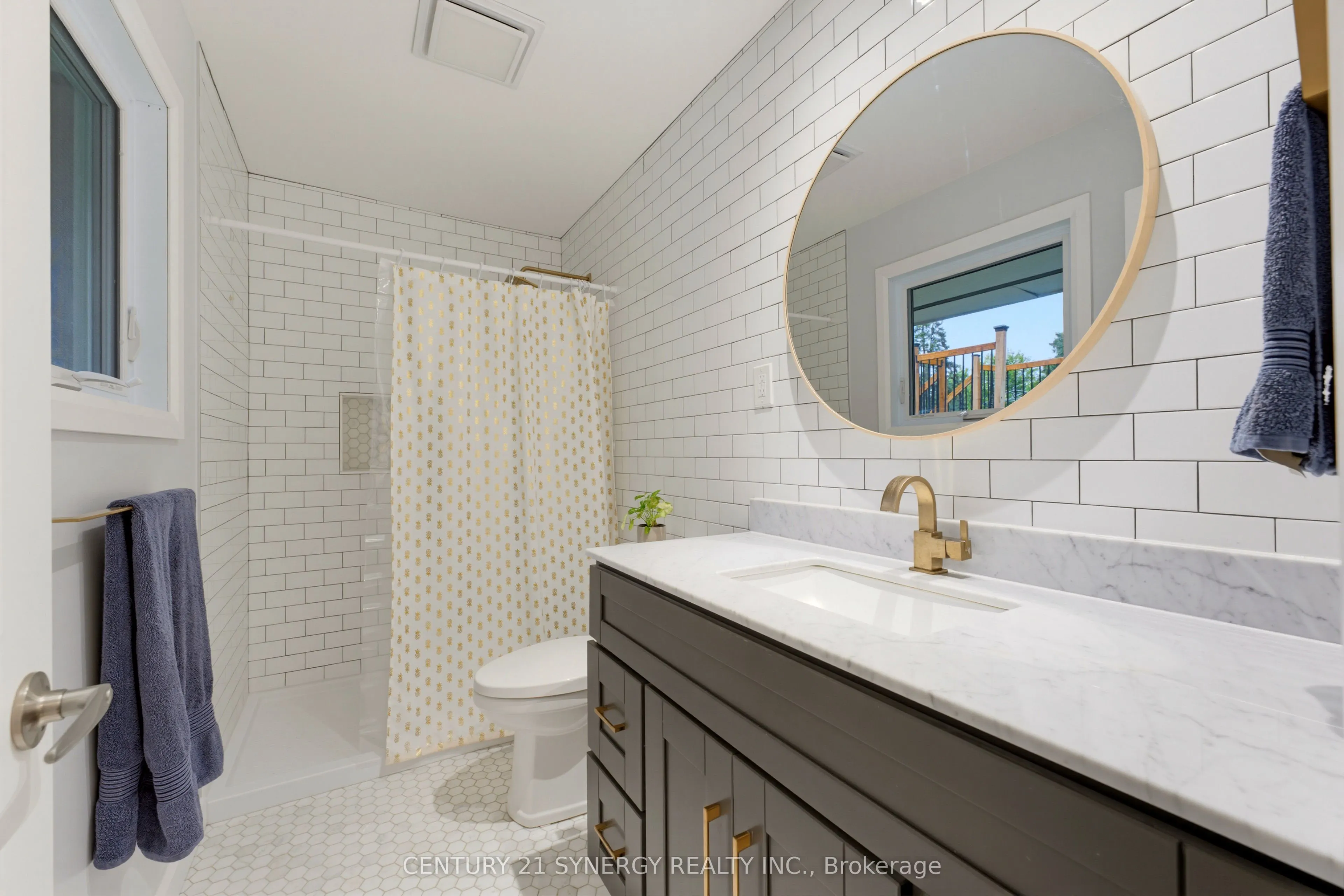 10 Honey Gables Drive