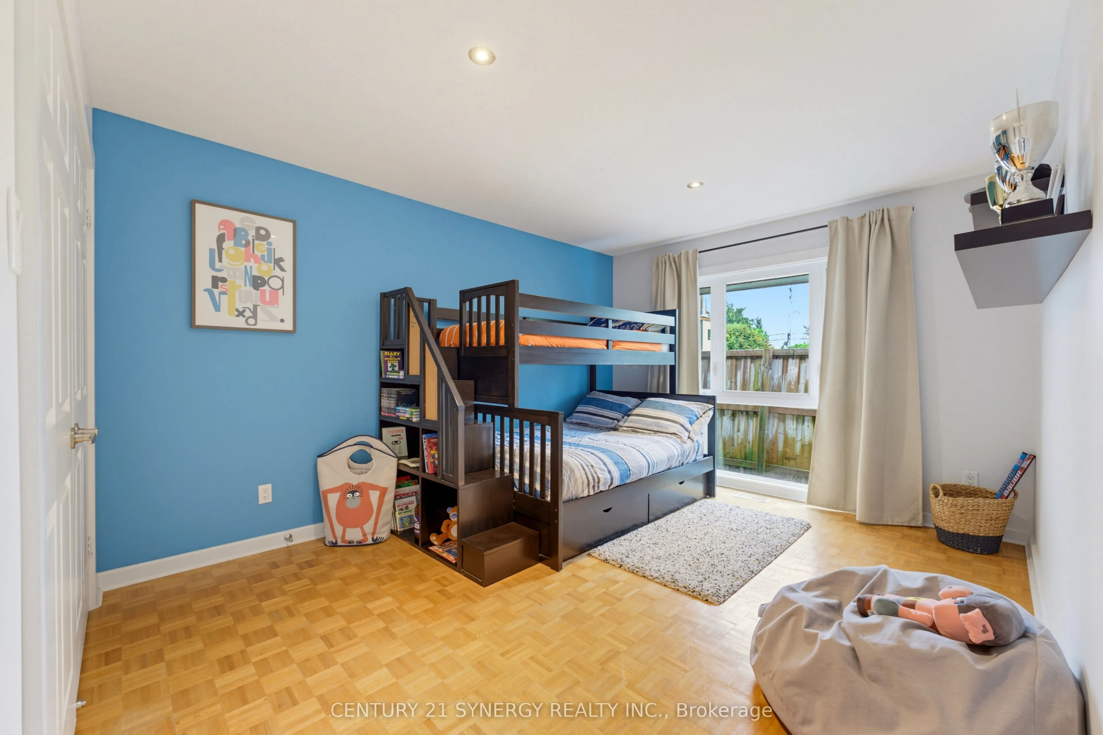 10 Honey Gables Drive