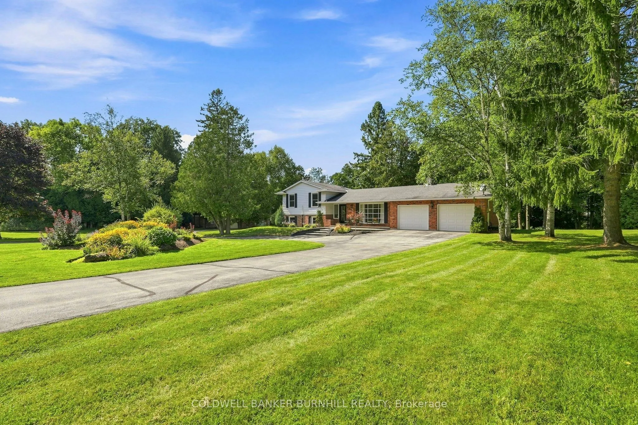 547 Concession 11 E