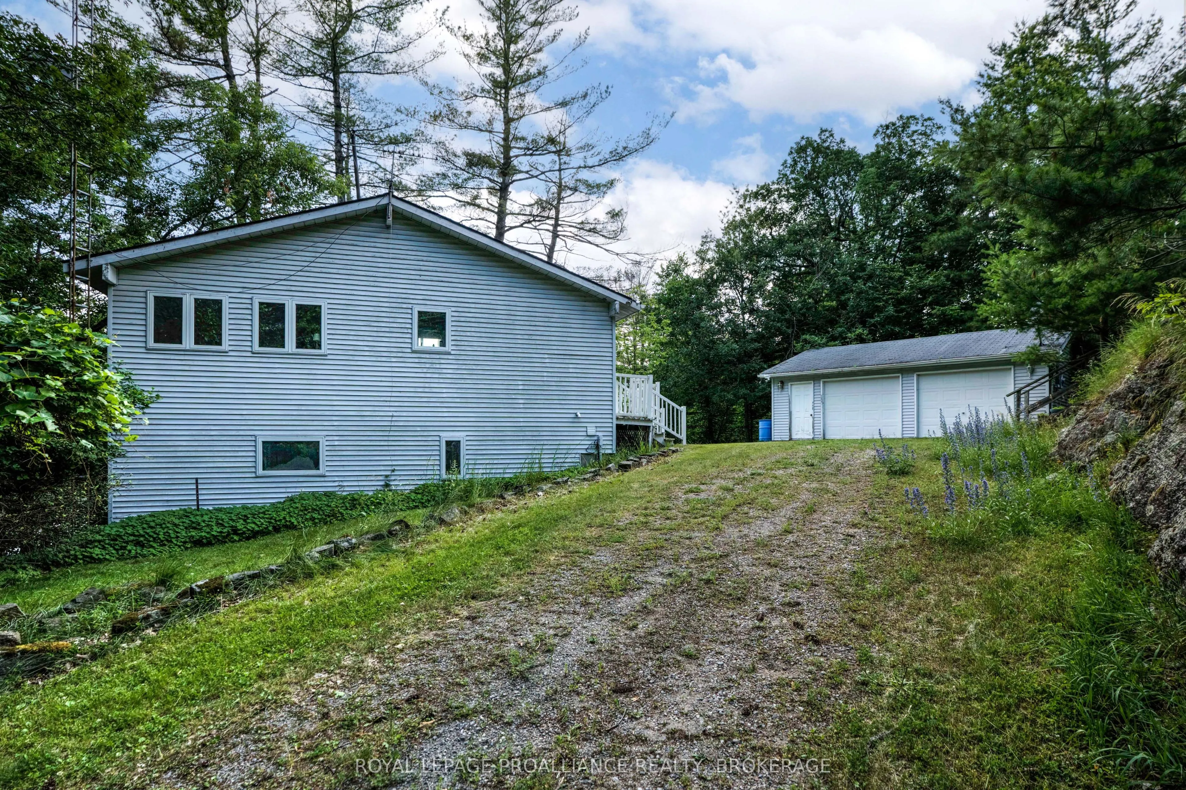 39 Rugged Lane