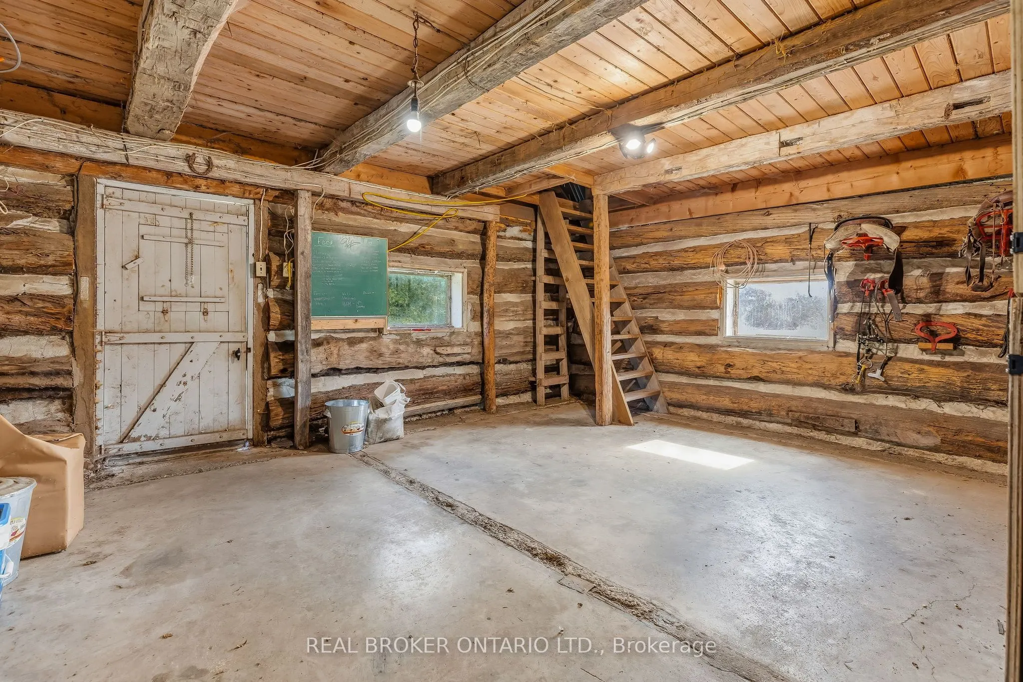 806 Richardson Road