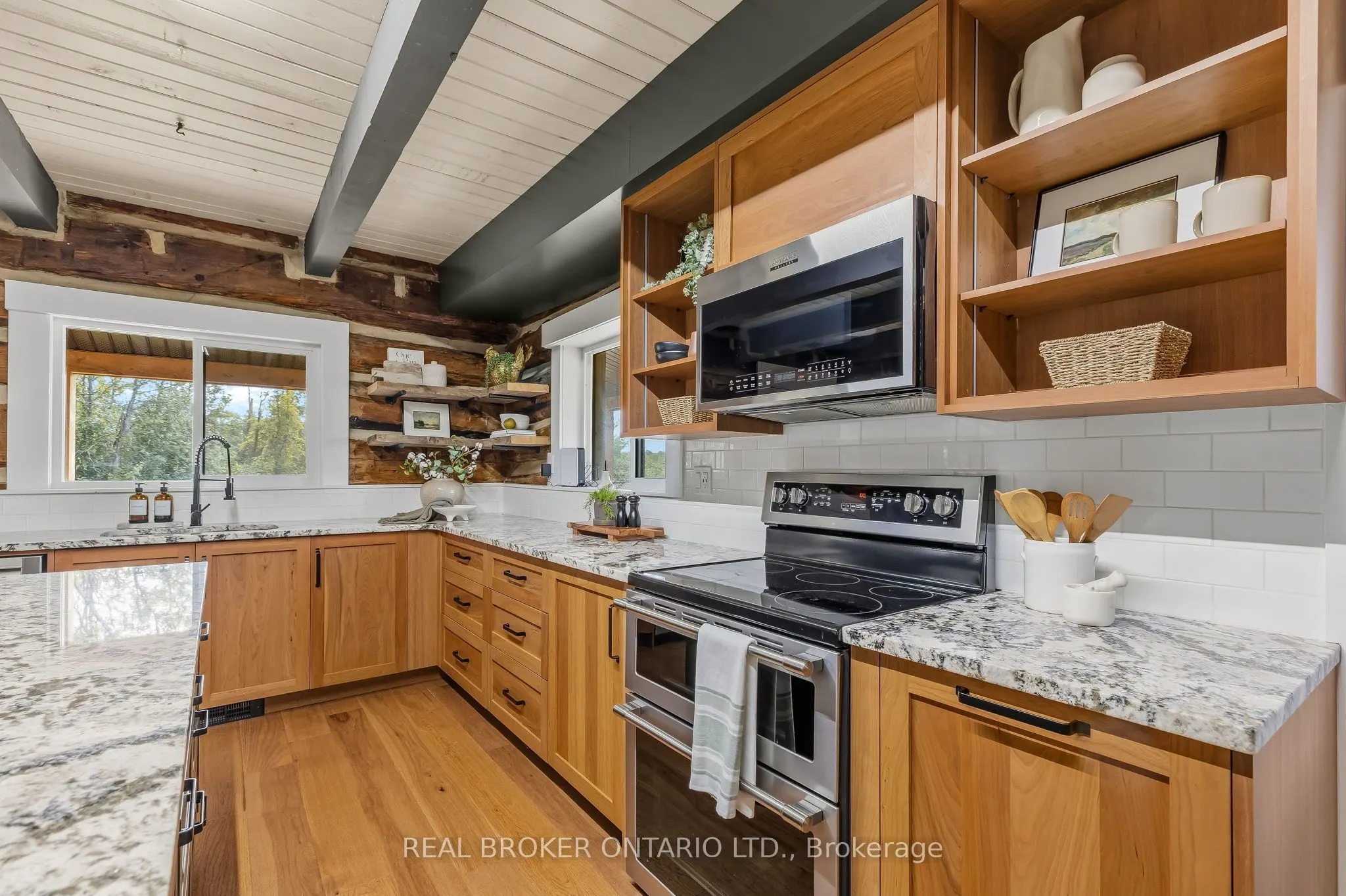 806 Richardson Road