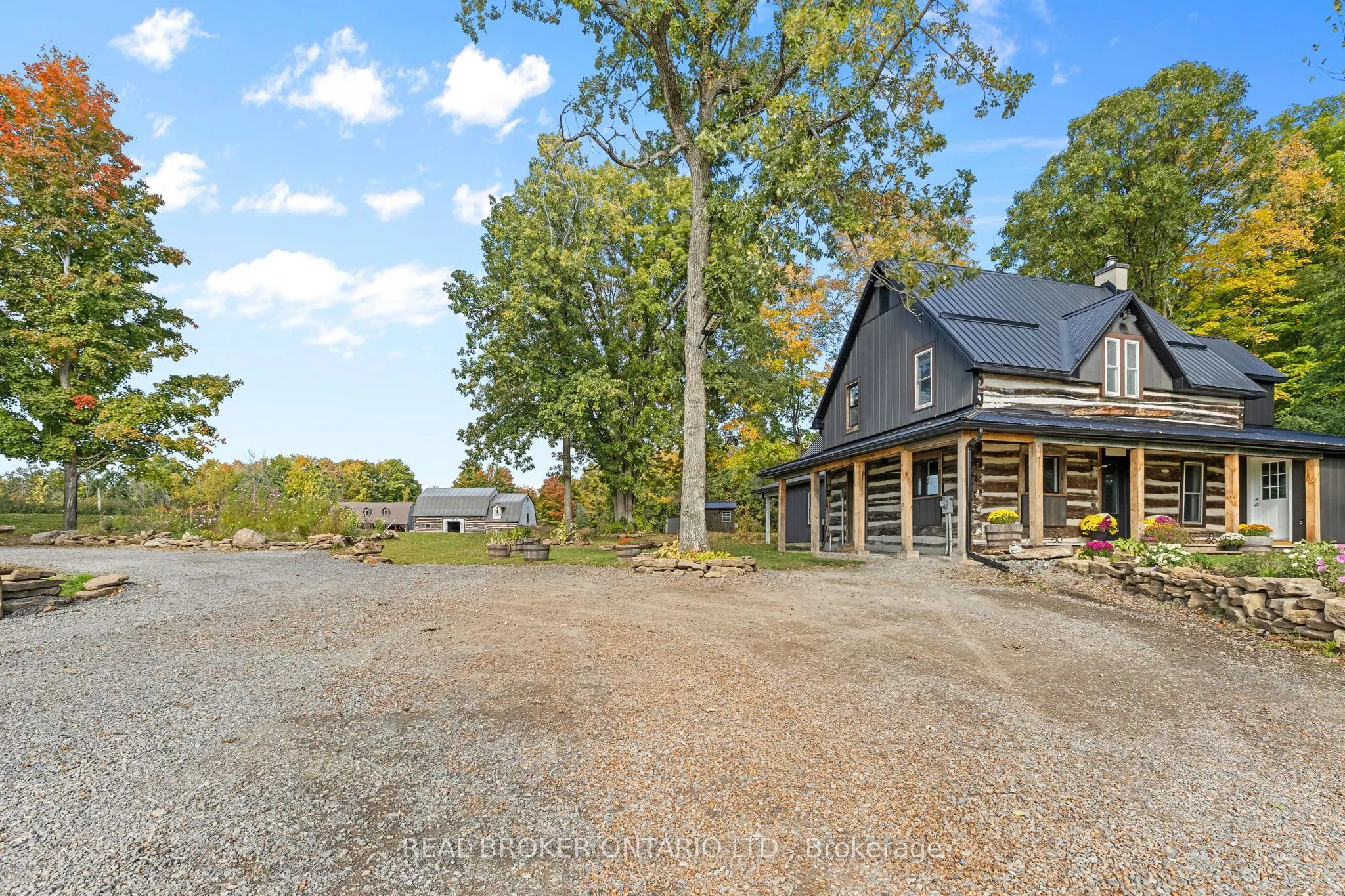 806 Richardson Road