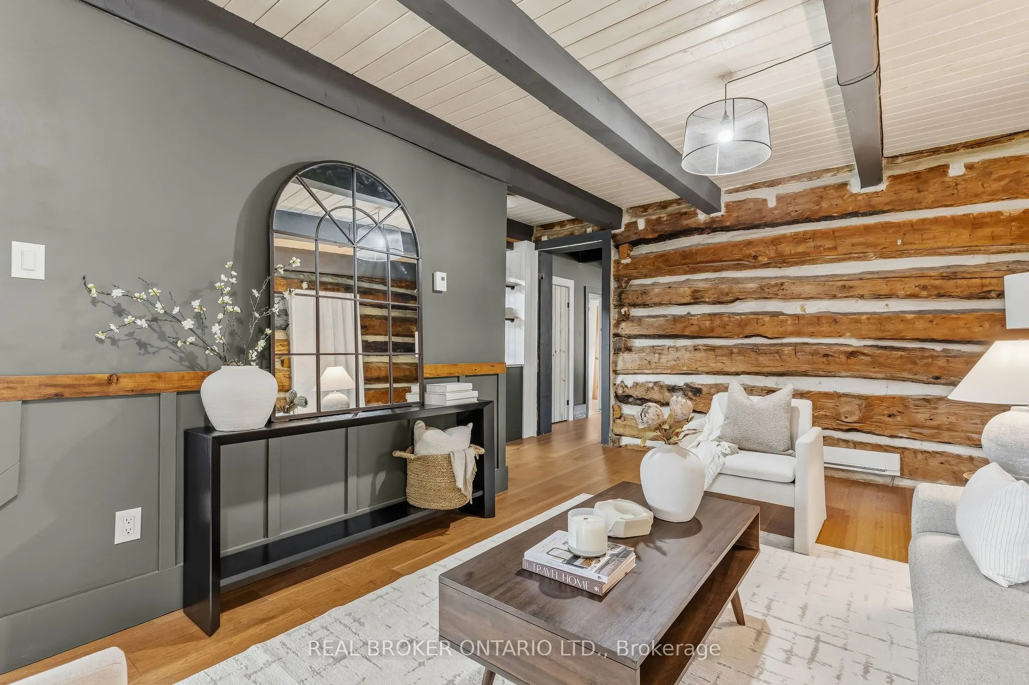 806 Richardson Road