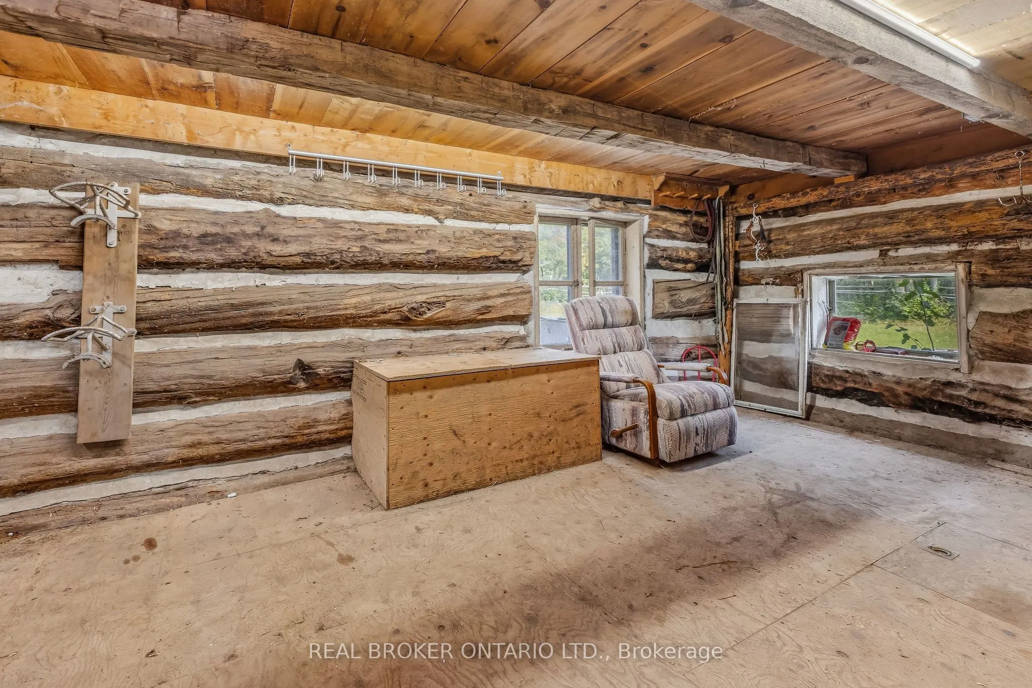 806 Richardson Road