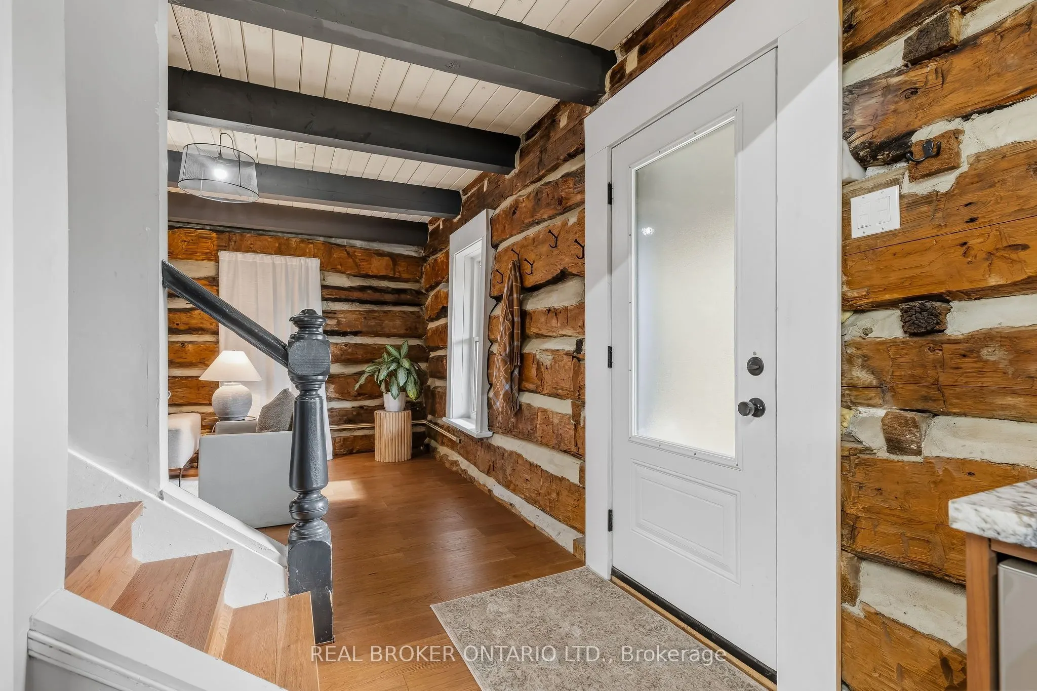 806 Richardson Road
