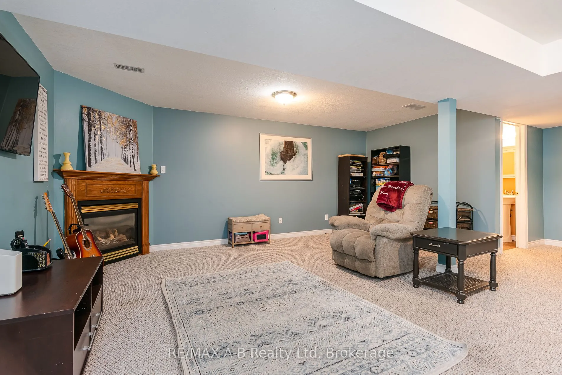 108 Walsh Crescent