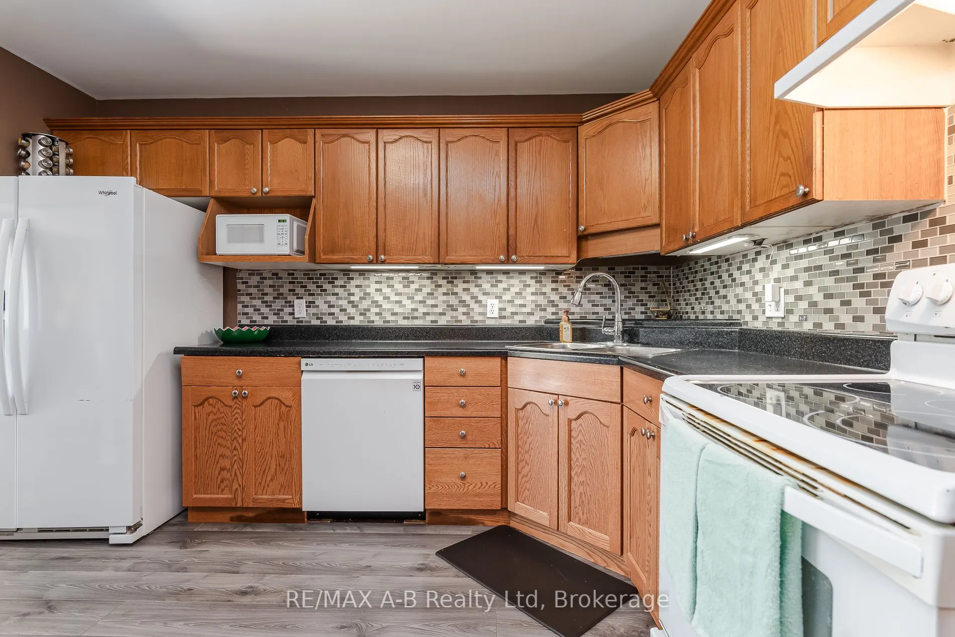 108 Walsh Crescent