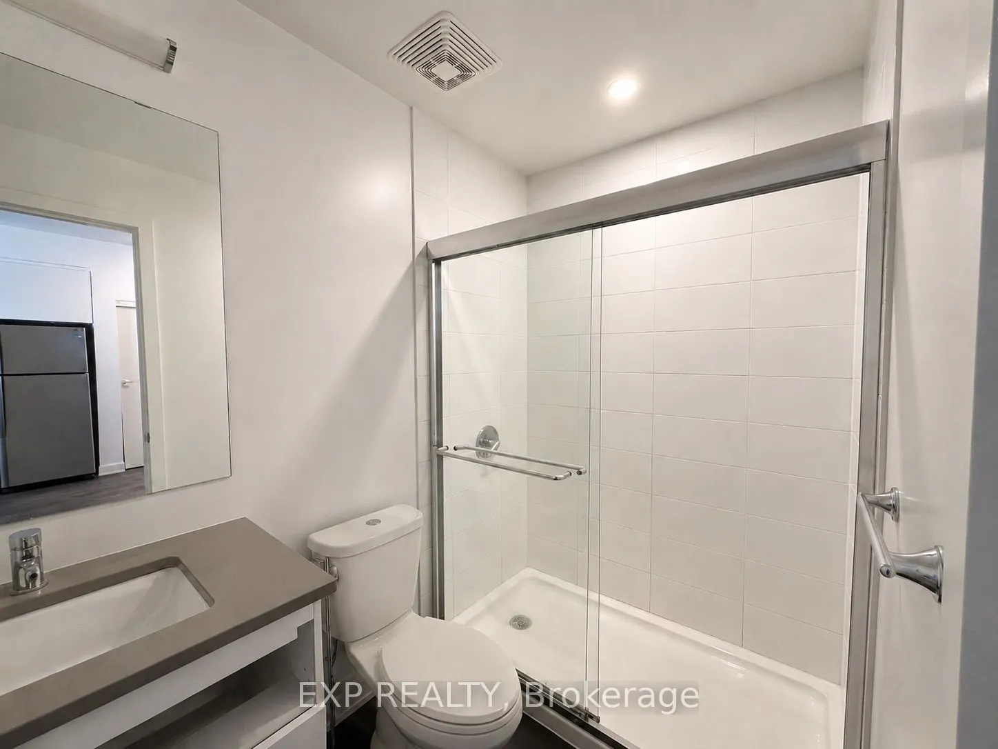 98 Richmond Road #208