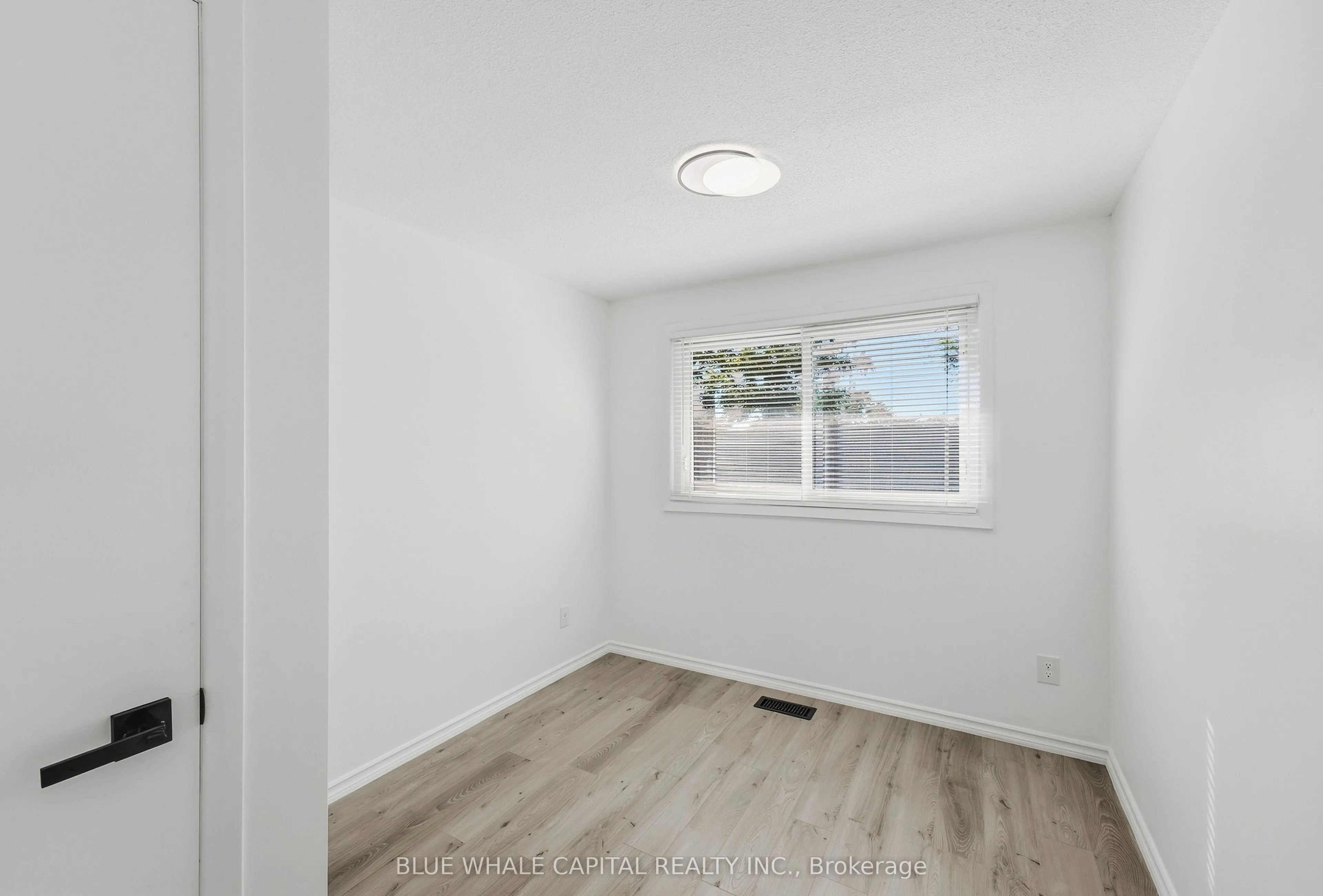 4411 MEADOWVALE Drive