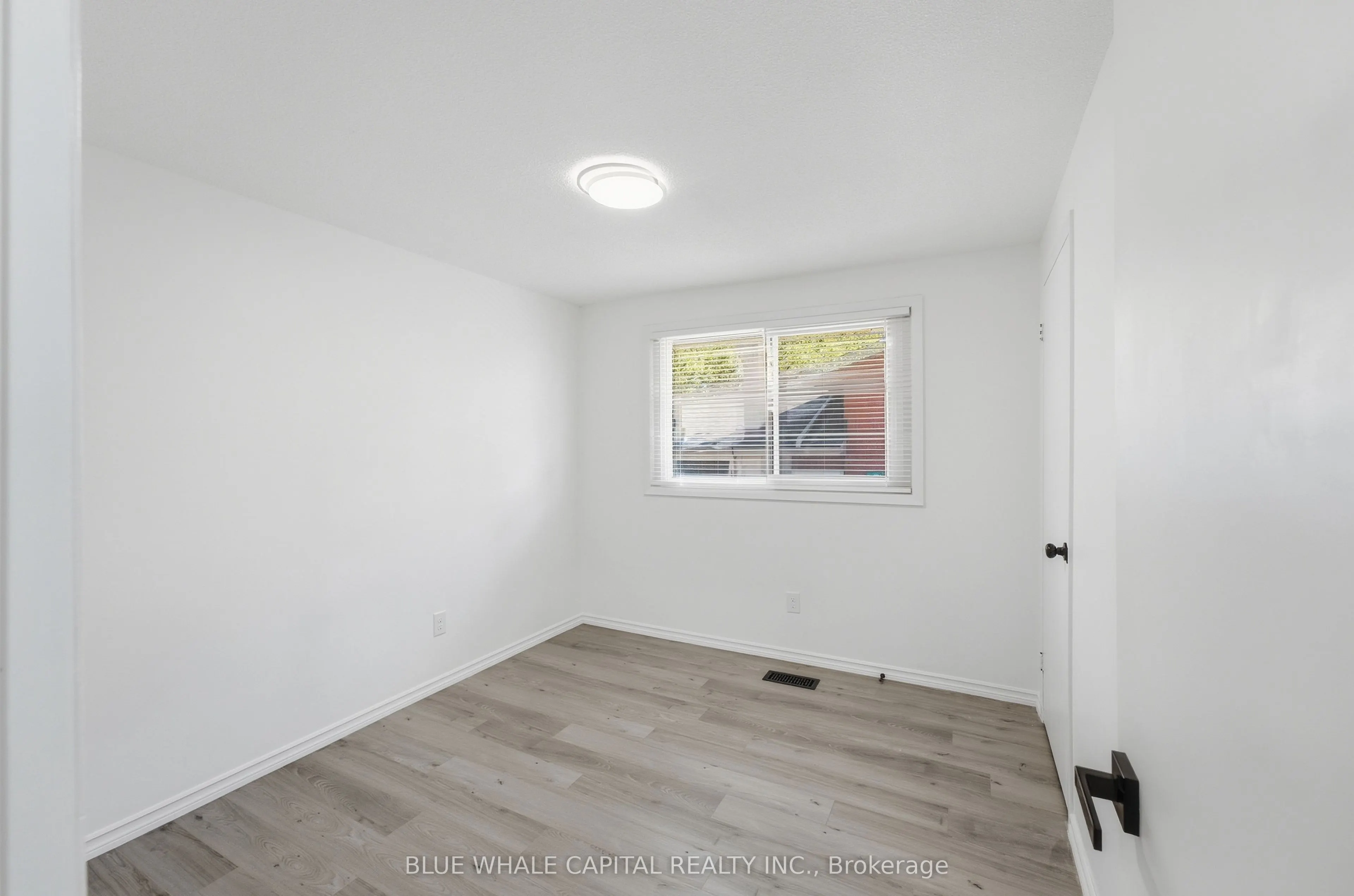 4411 MEADOWVALE Drive