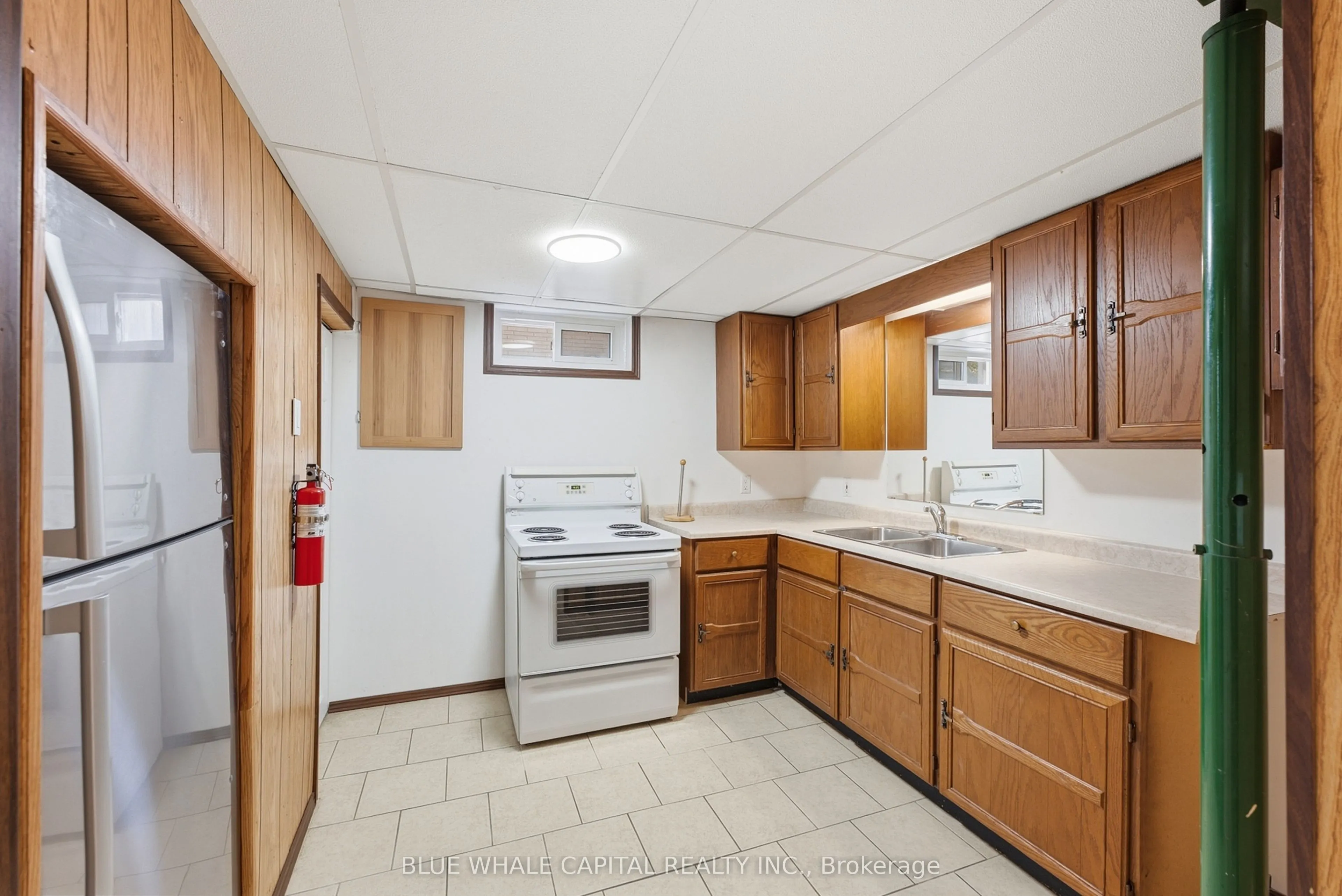 4411 MEADOWVALE Drive