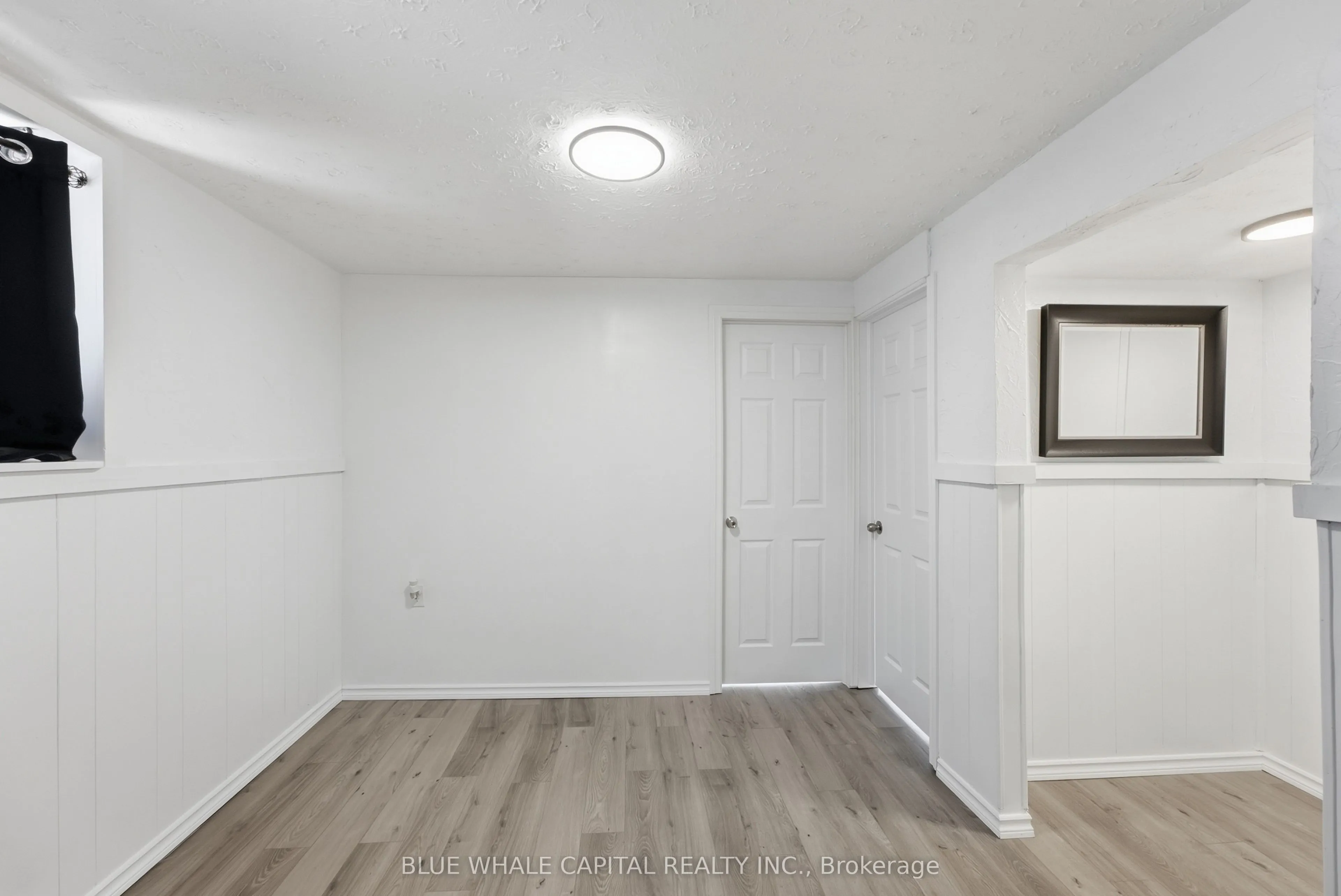 4411 MEADOWVALE Drive