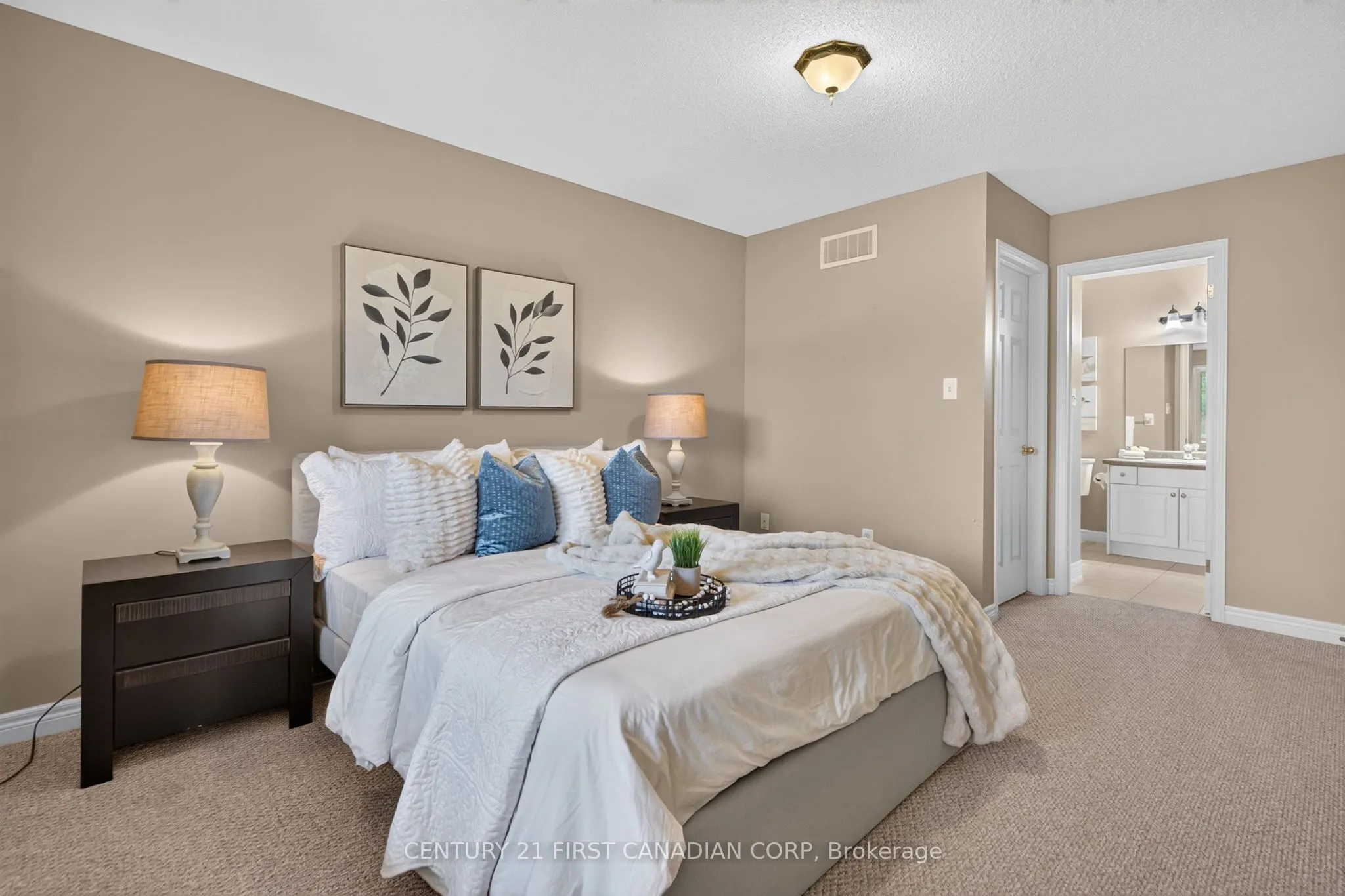 87 Donker Drive #22