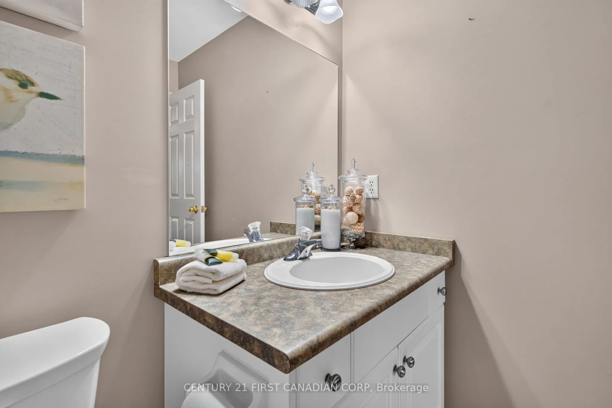 87 Donker Drive #22