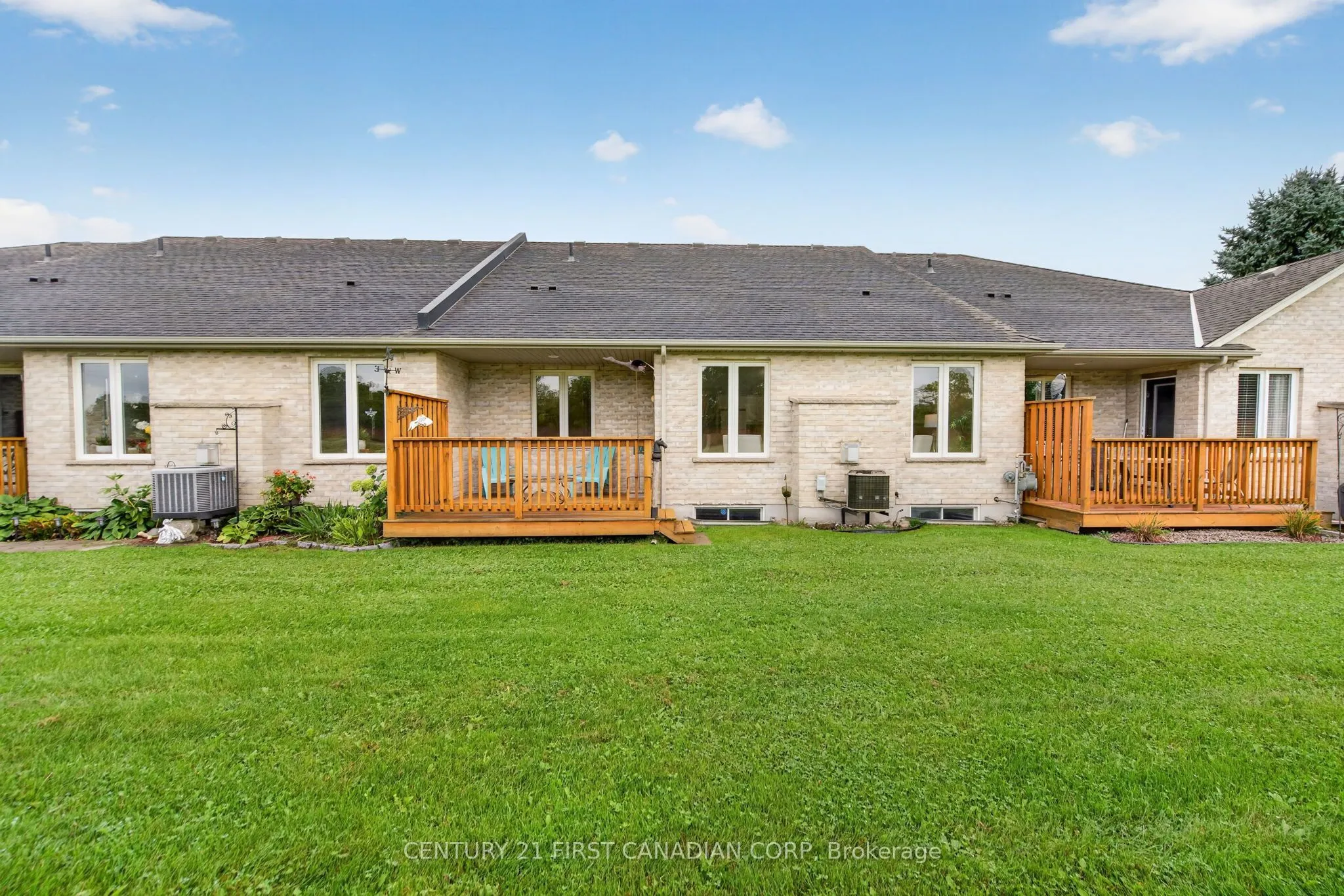 87 Donker Drive #22