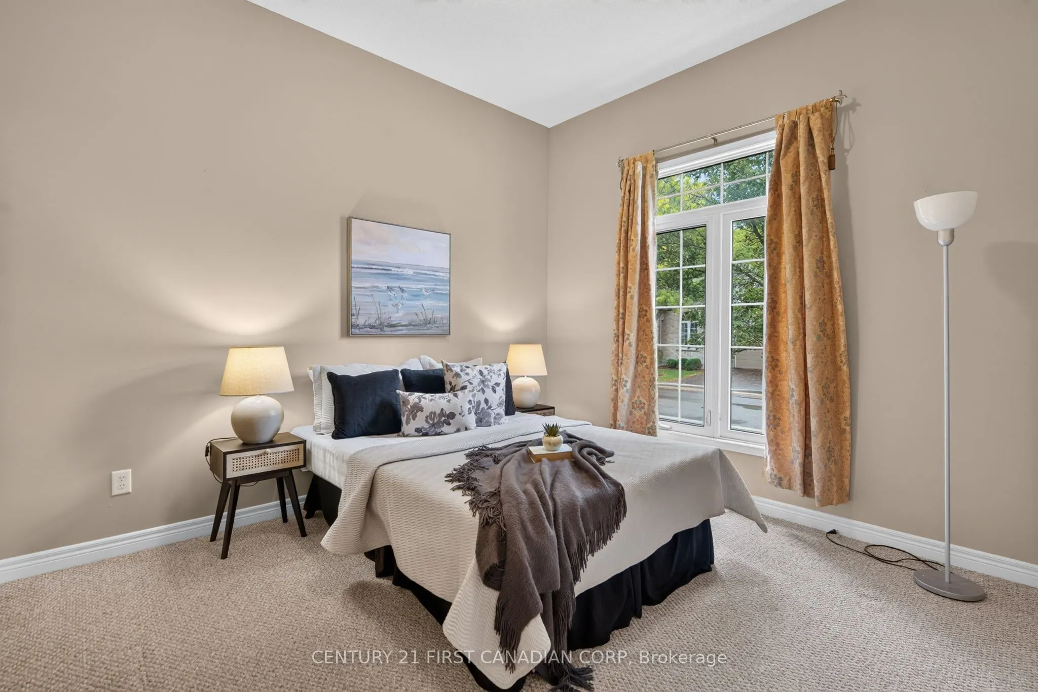 87 Donker Drive #22