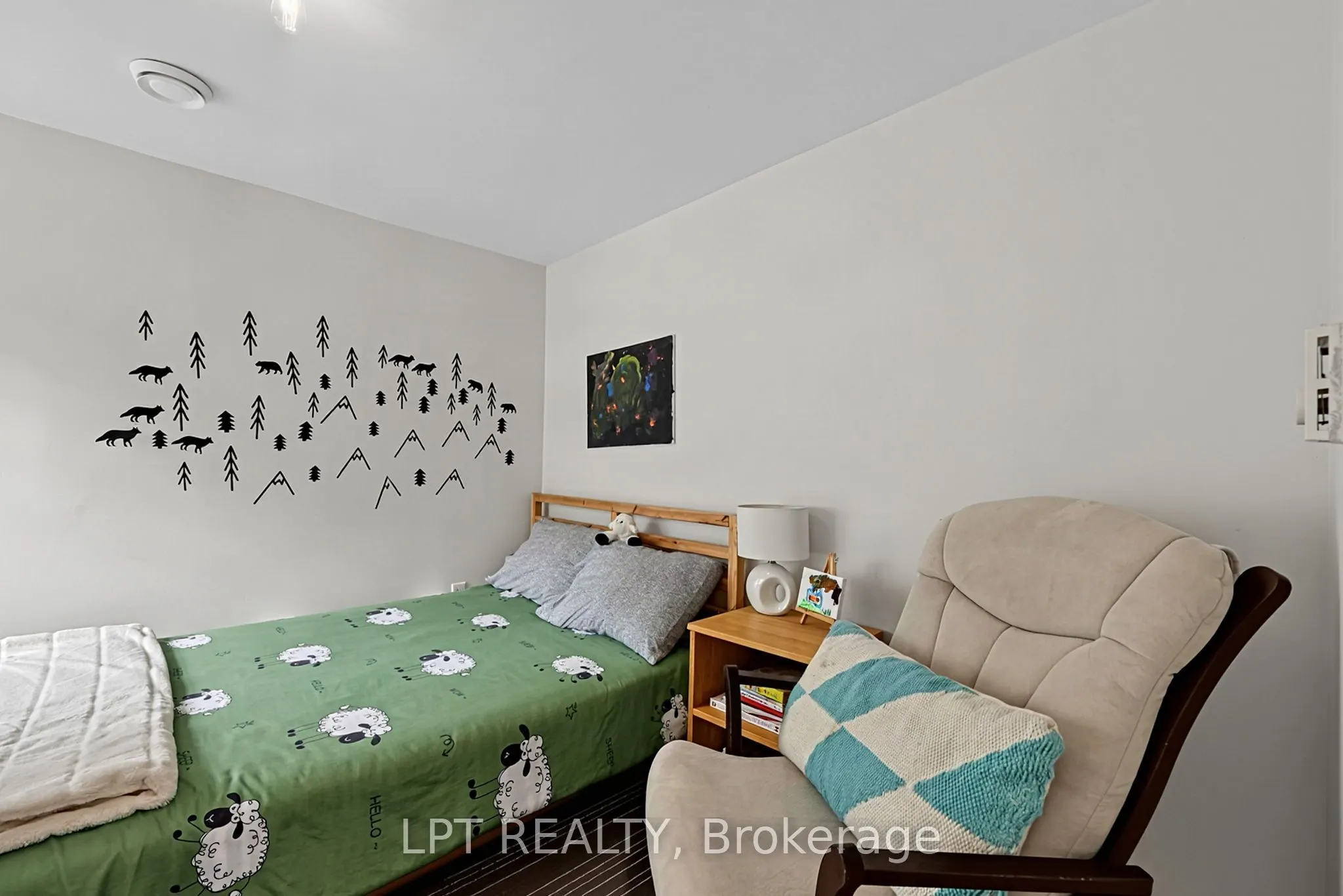 5 Pinetree Road