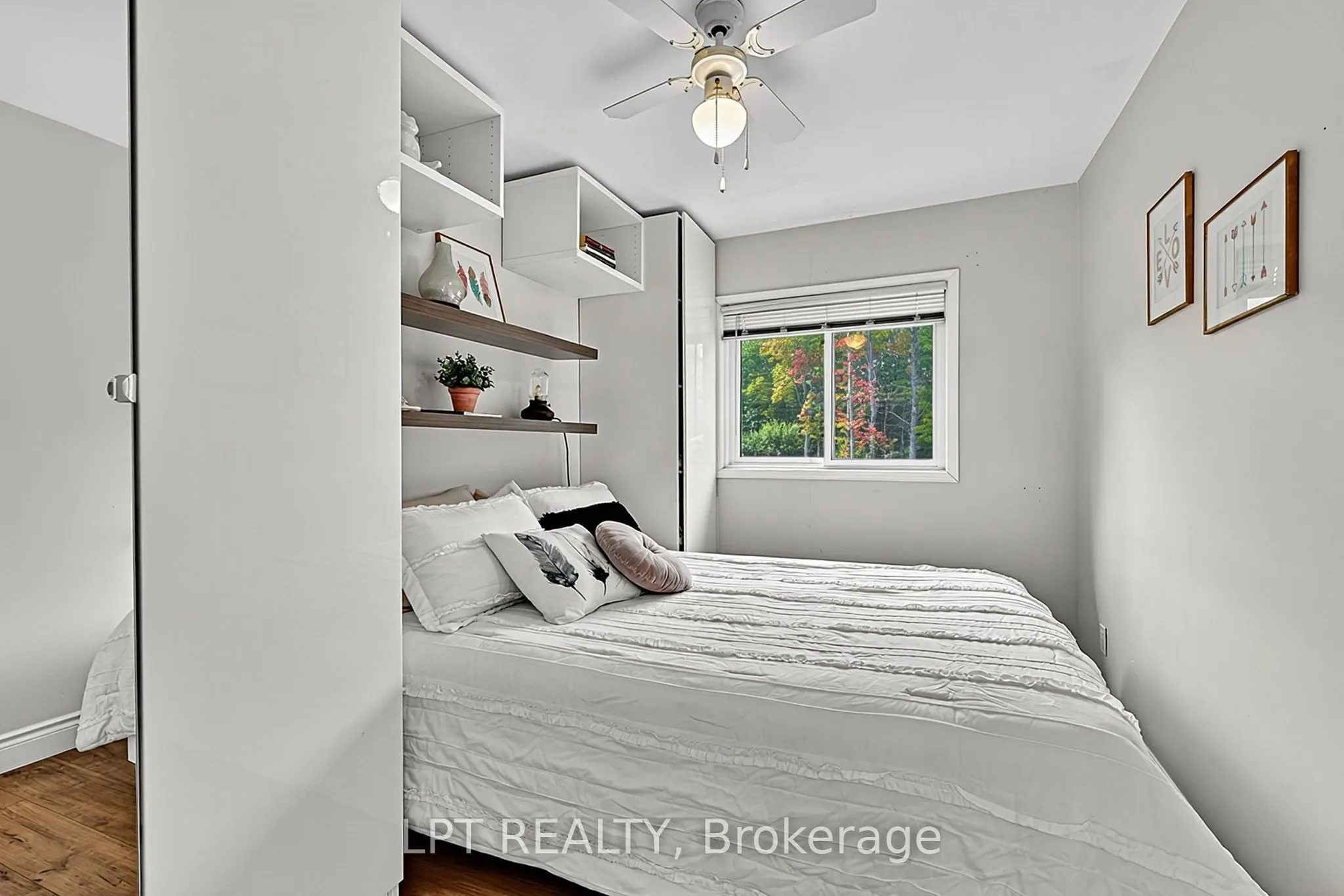 5 Pinetree Road