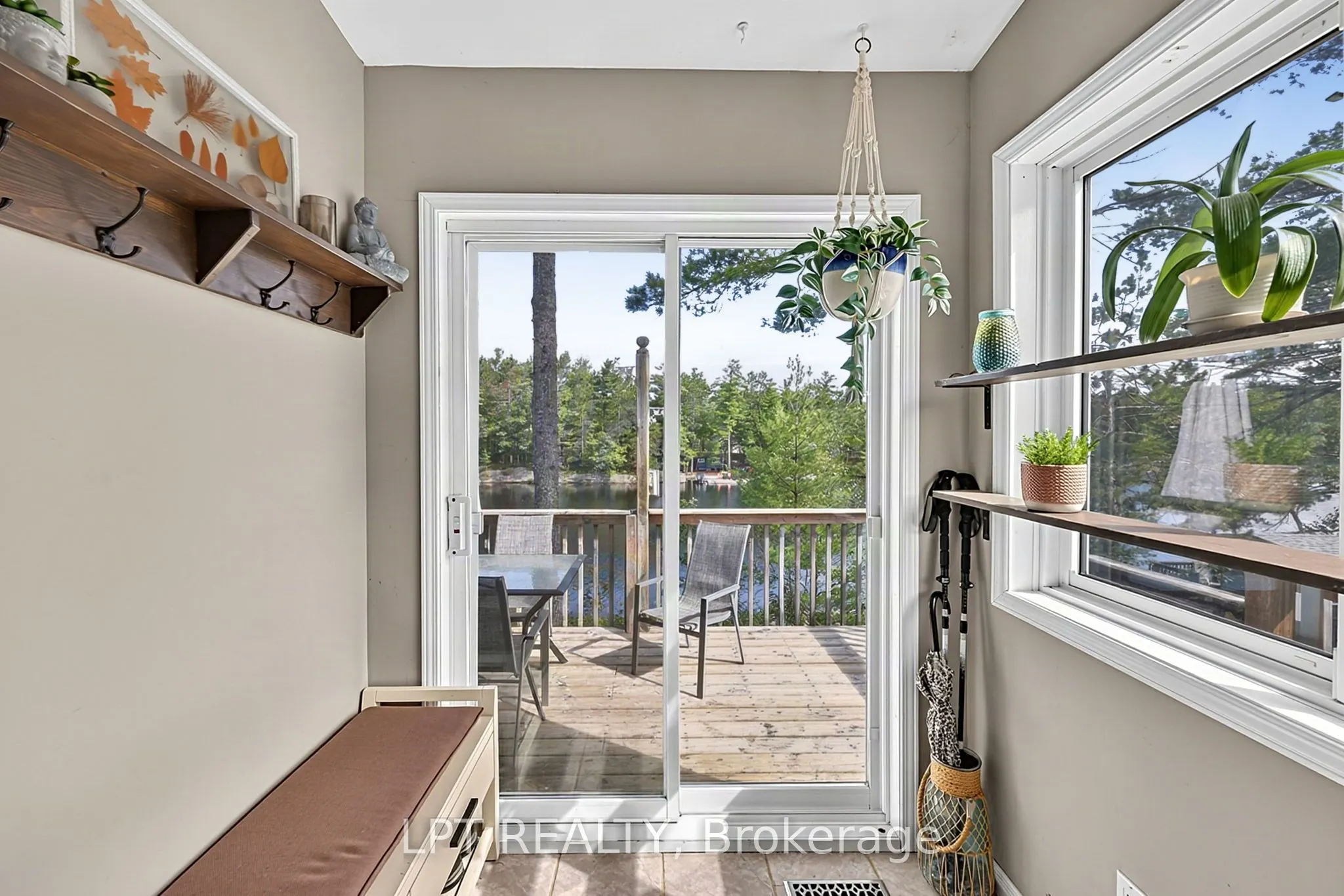 5 Pinetree Road