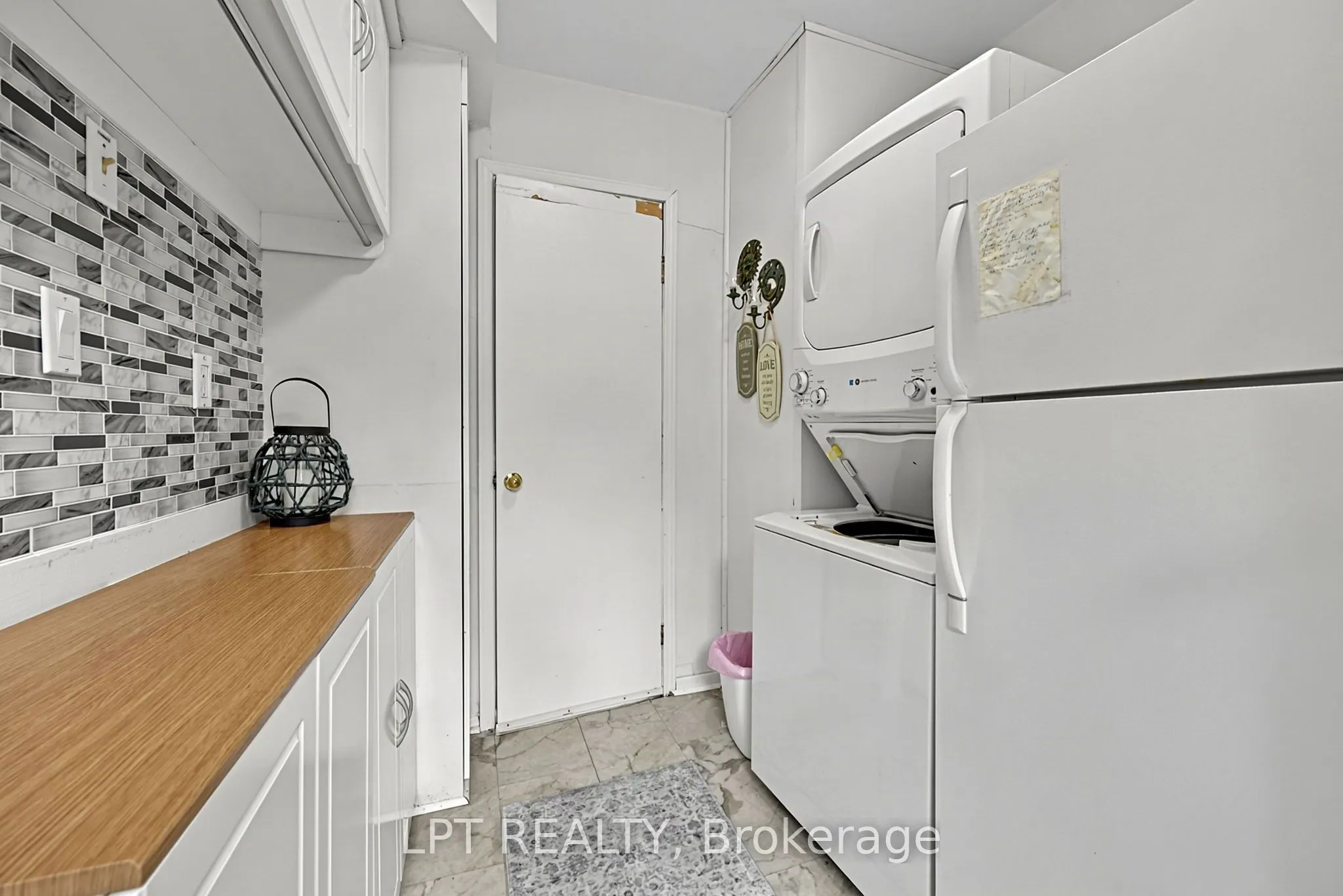 5 Pinetree Road