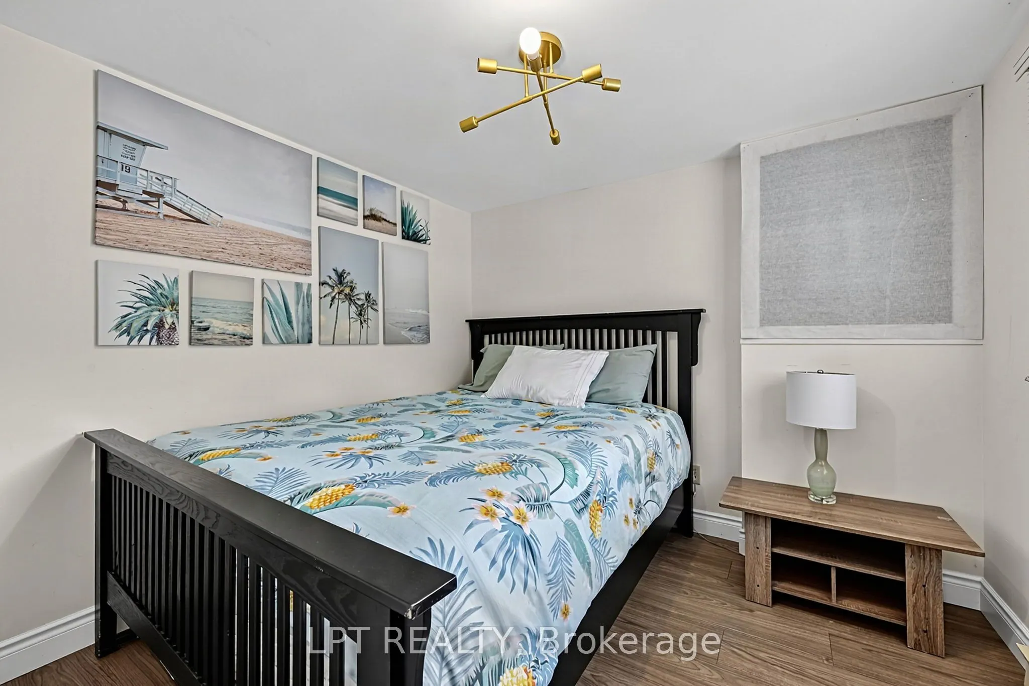 5 Pinetree Road