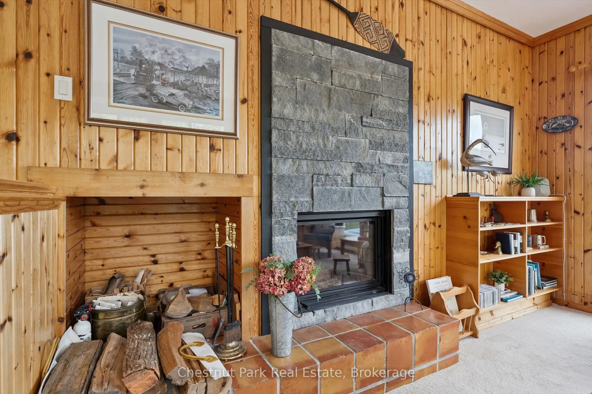 2215 Miriam Drive
