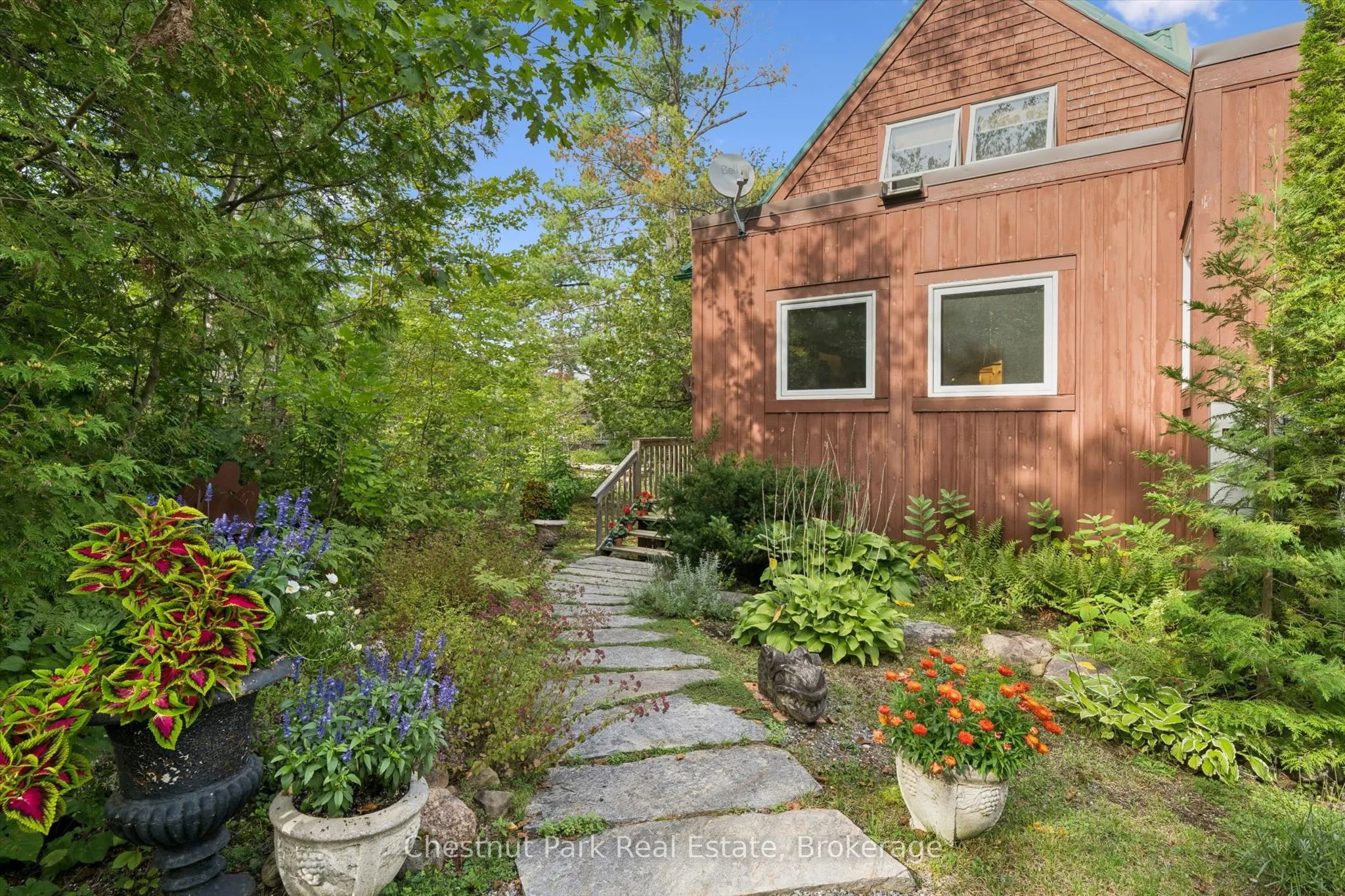2215 Miriam Drive