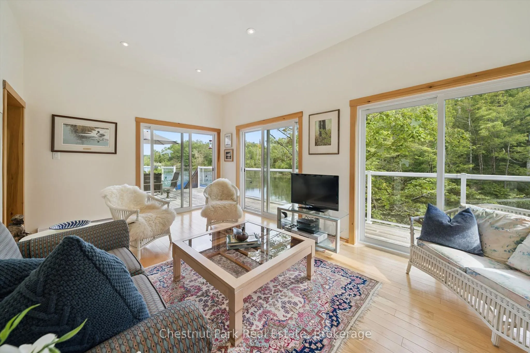 2215 Miriam Drive