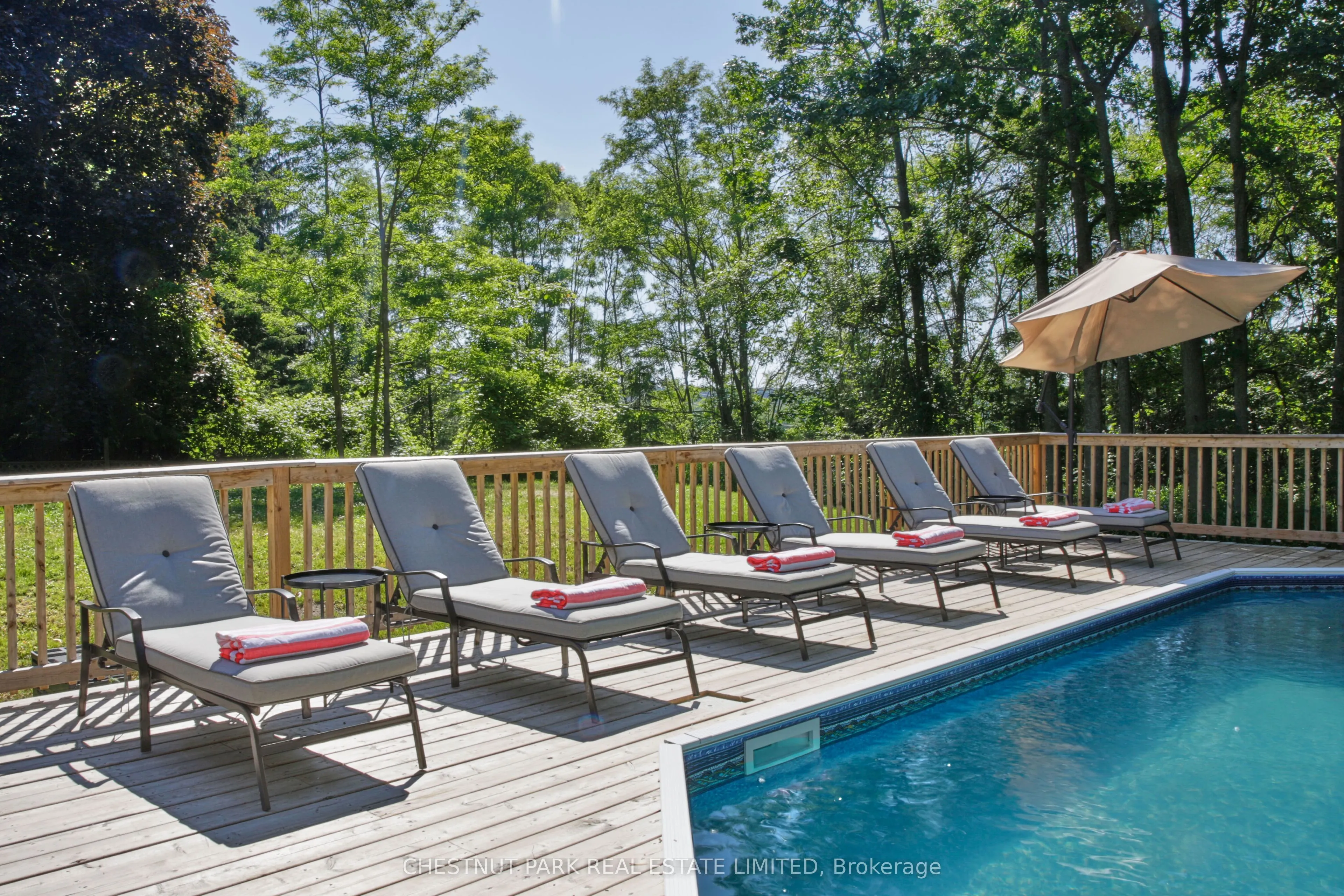 13435 Loyalist Parkway