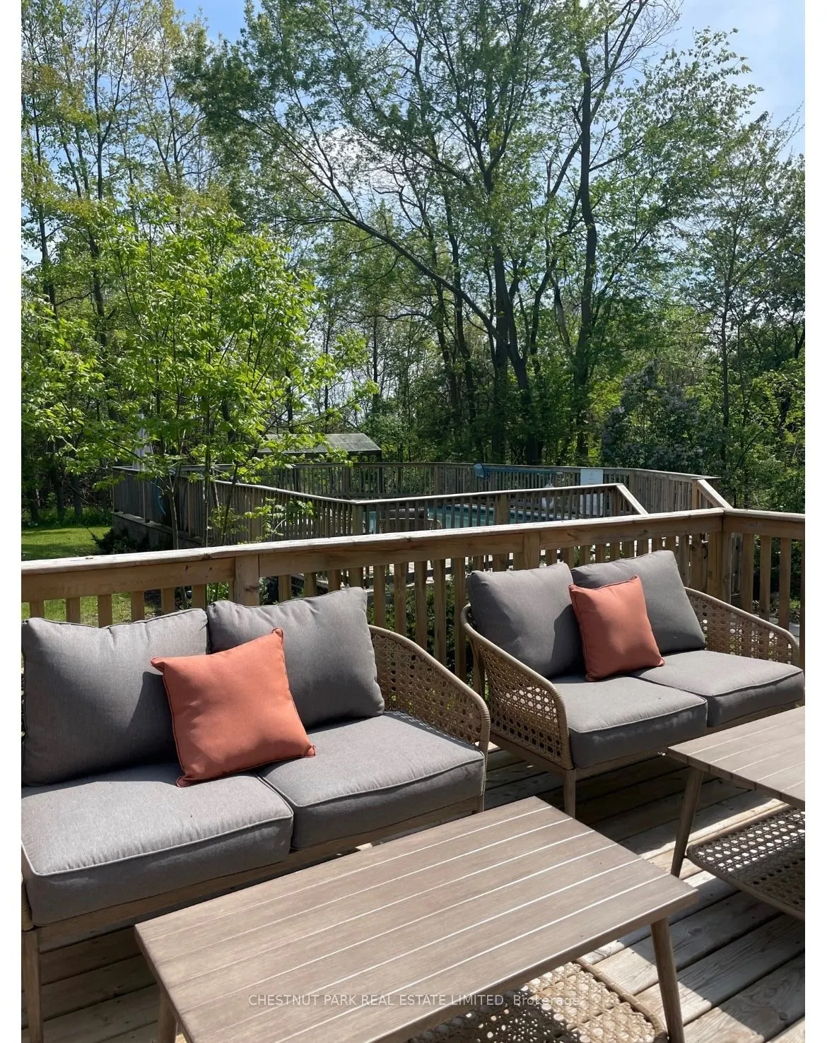 13435 Loyalist Parkway