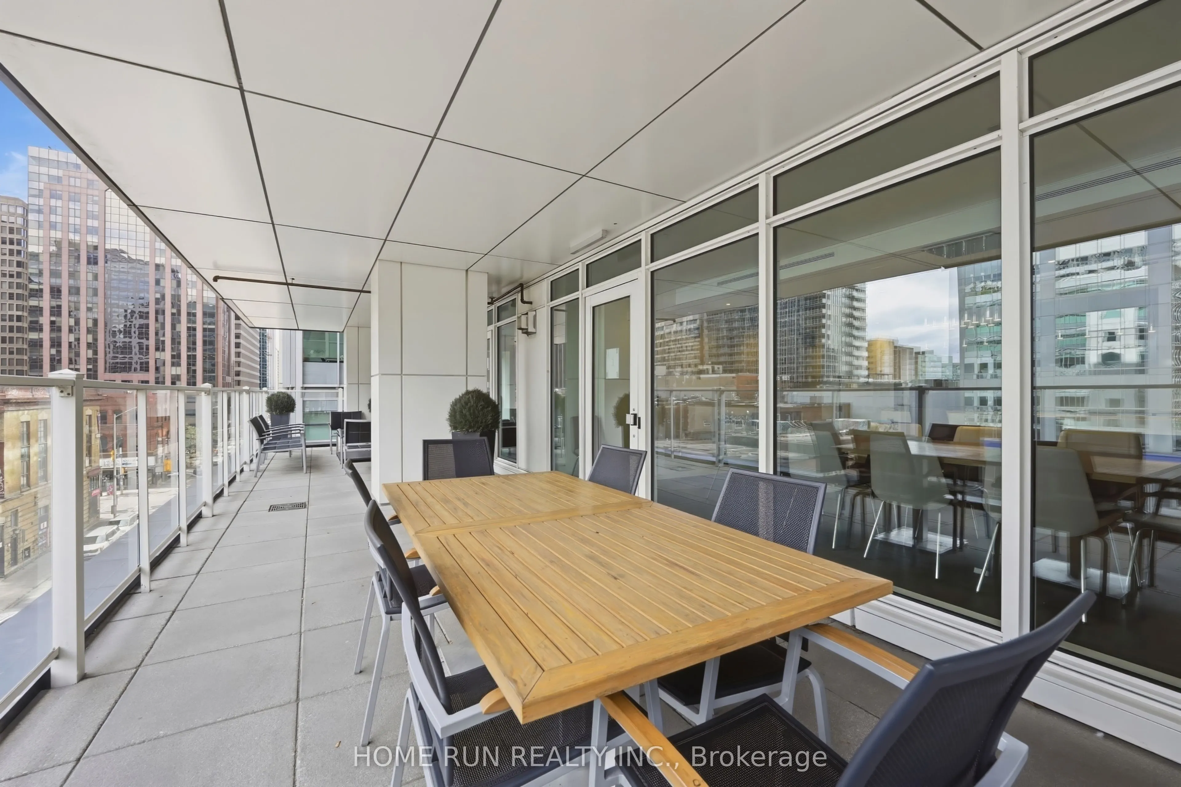 199 Slater Street #1205