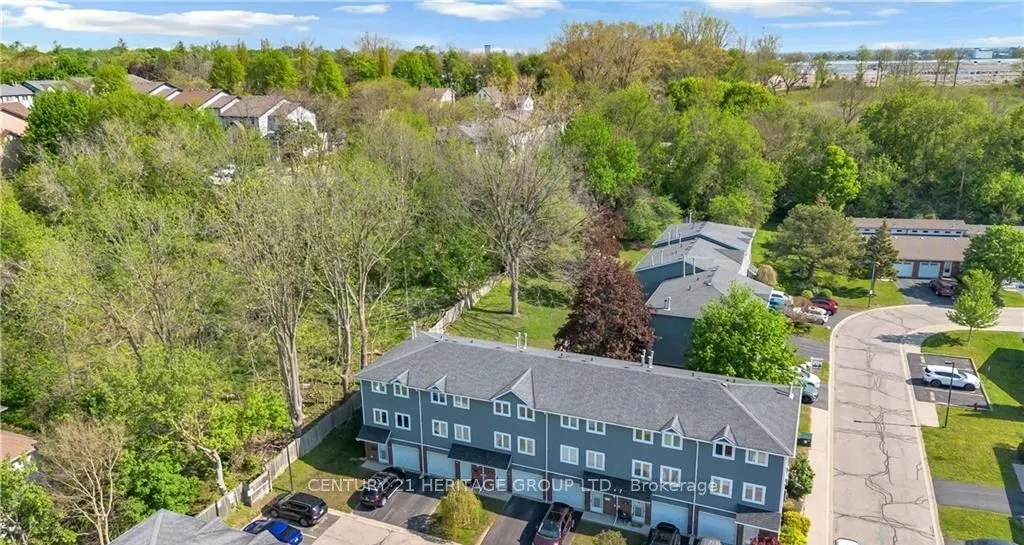 52 Harris Avenue #D