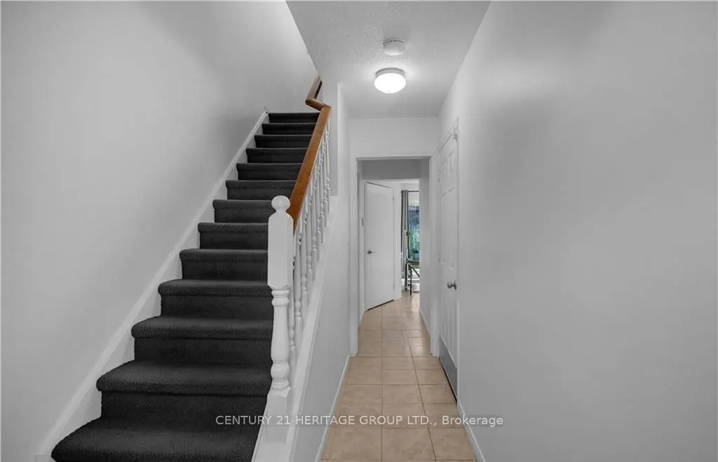52 Harris Avenue #D