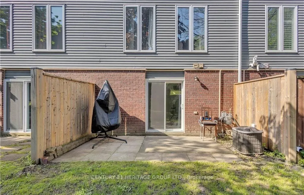 52 Harris Avenue #D