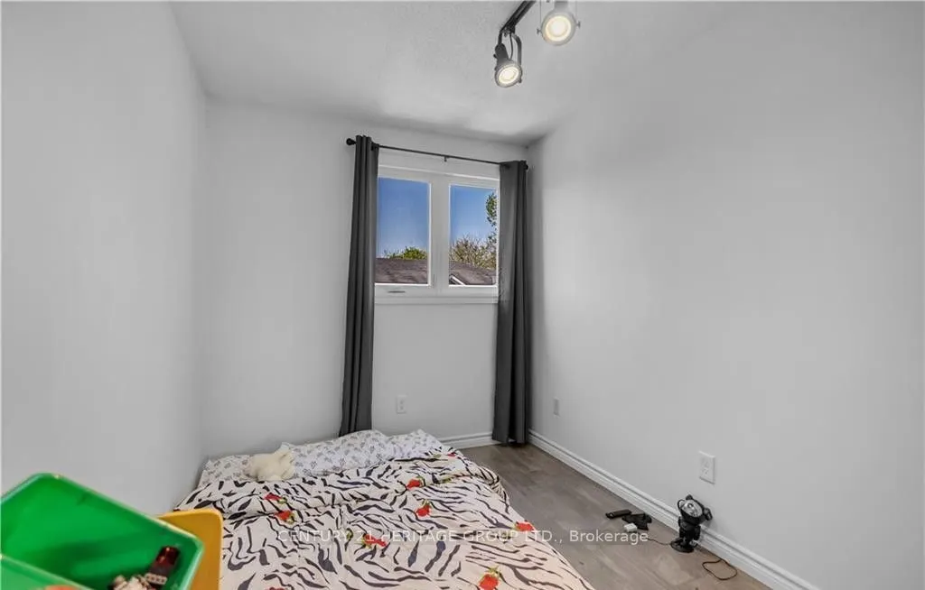 52 Harris Avenue #D