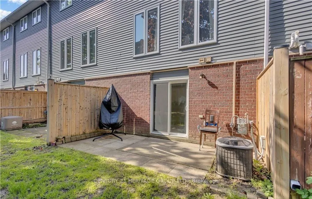 52 Harris Avenue #D