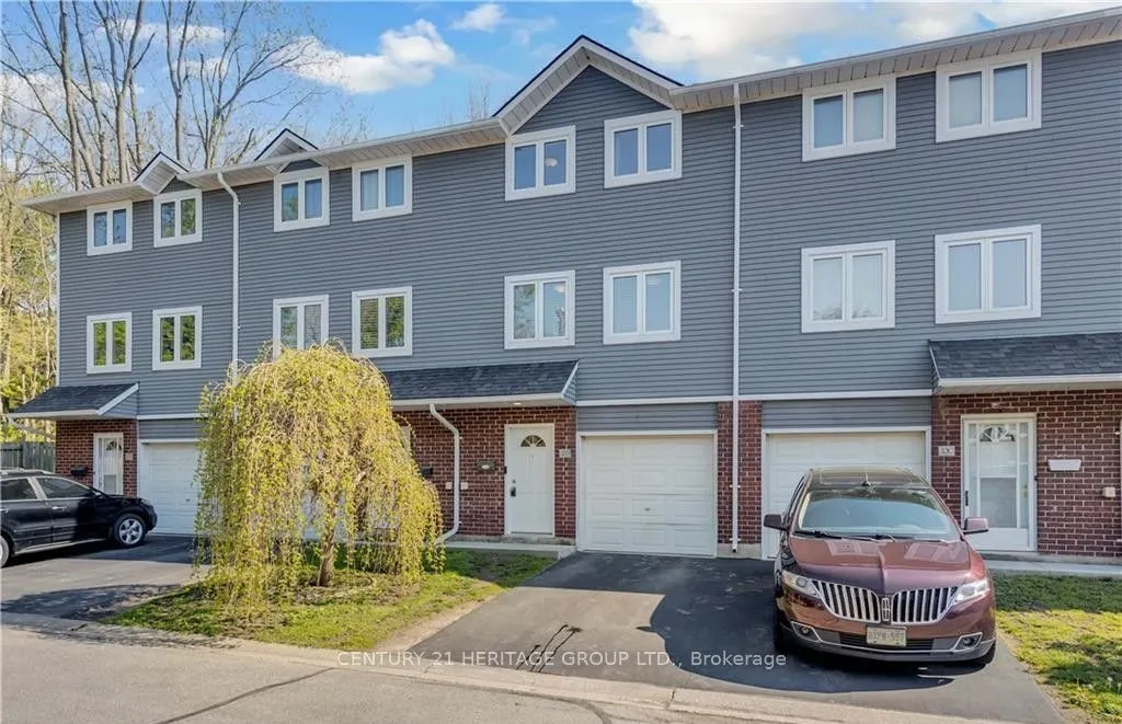 52 Harris Avenue #D