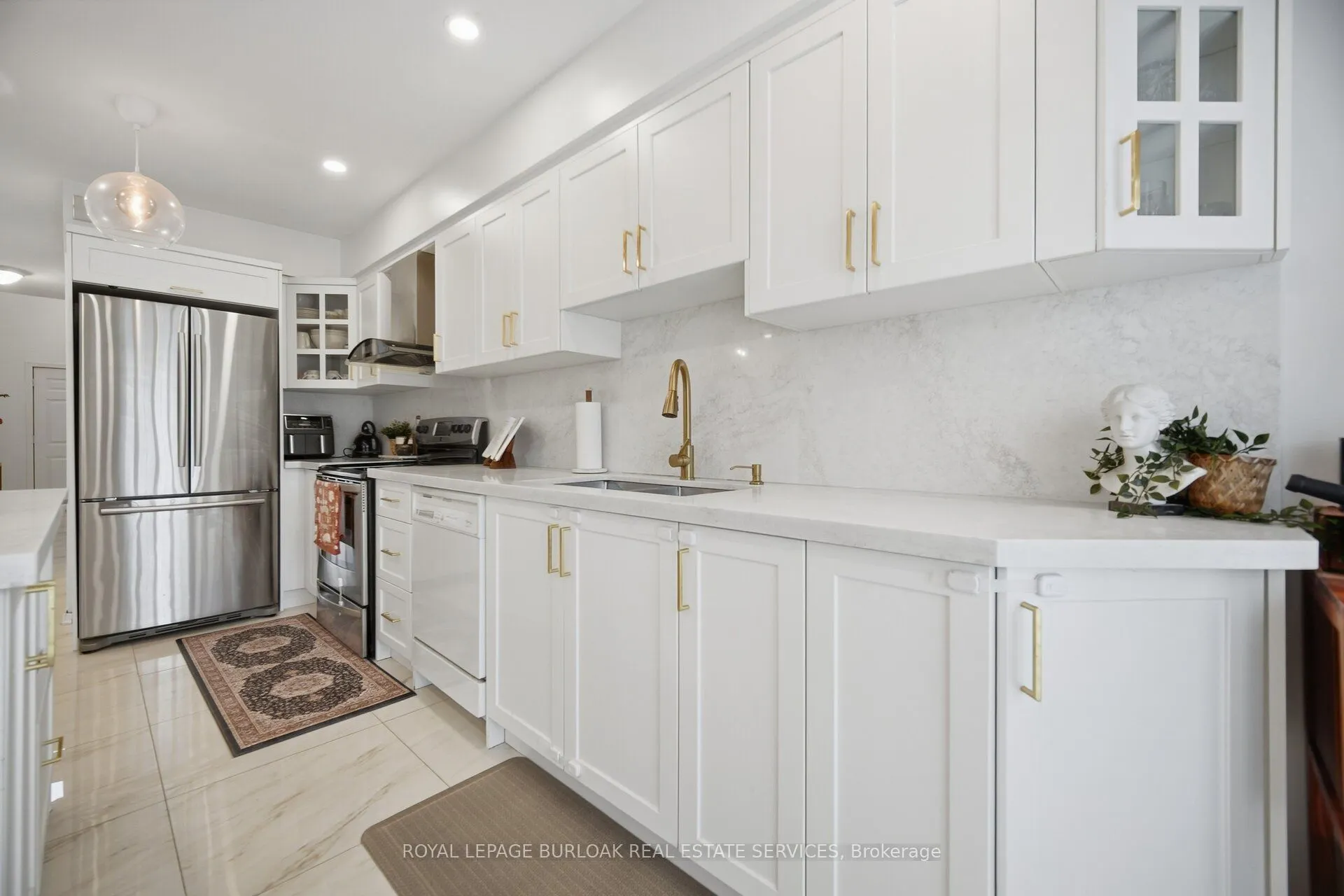 842 Upper Kenilworth Avenue
