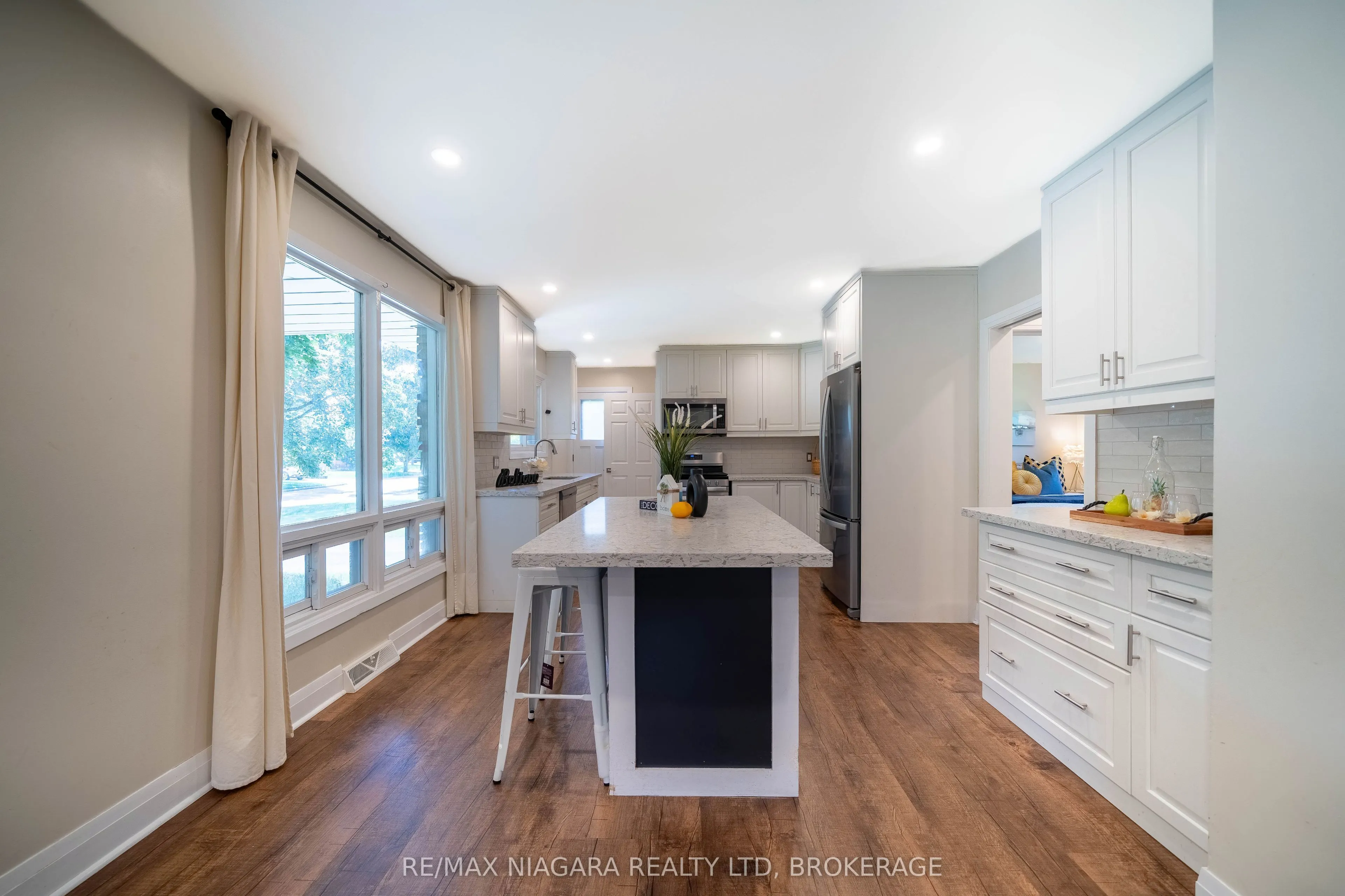 15 Springbank Drive