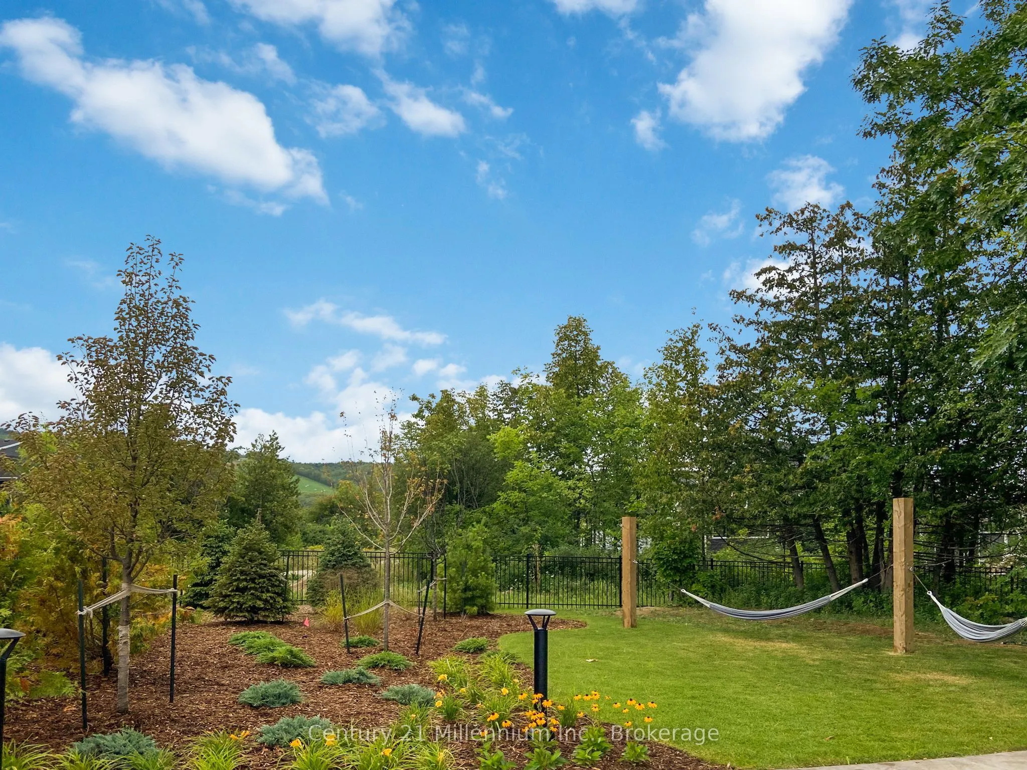 341 Yellow Birch Crescent
