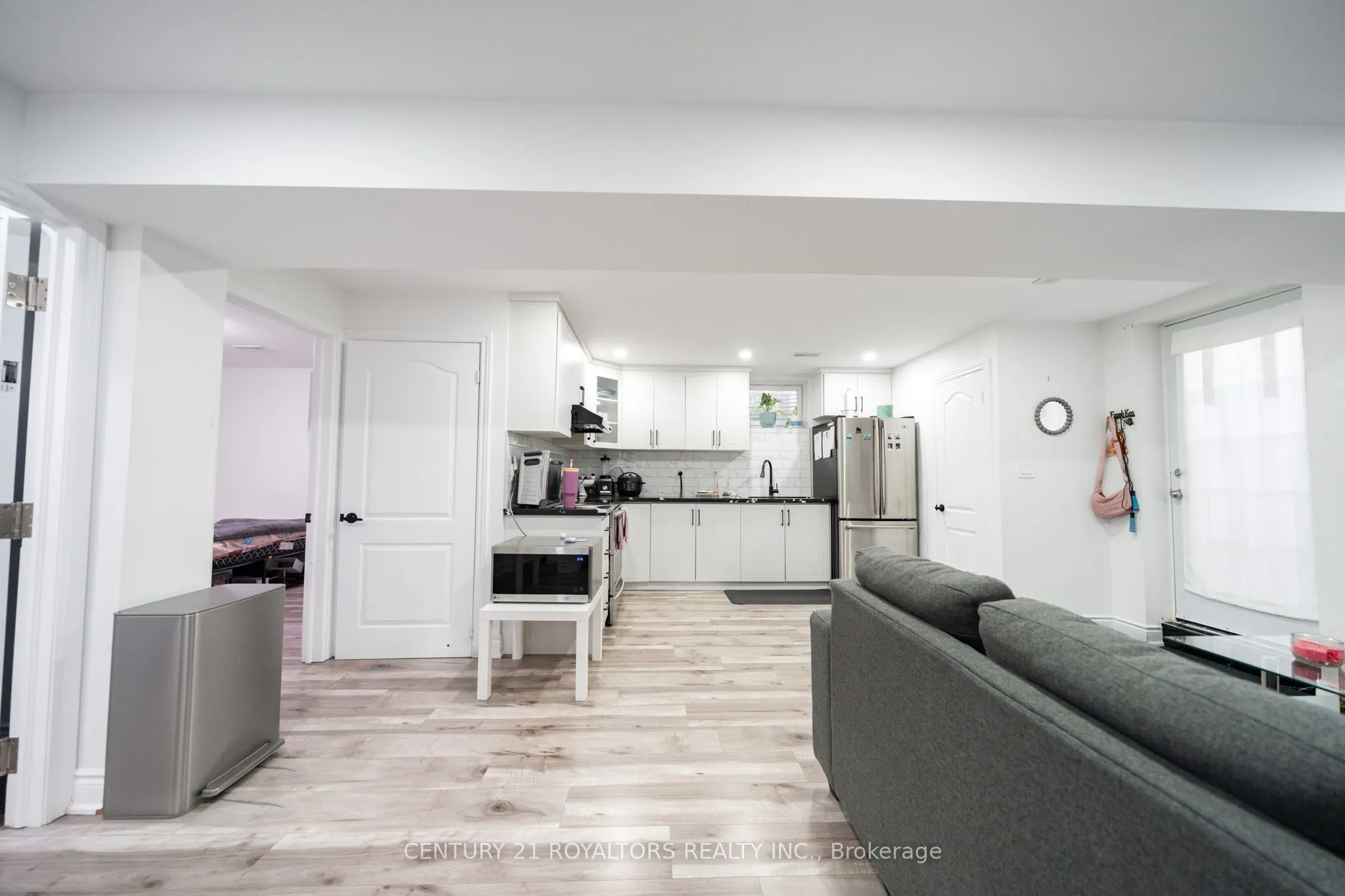 444 Thomas Slee Drive