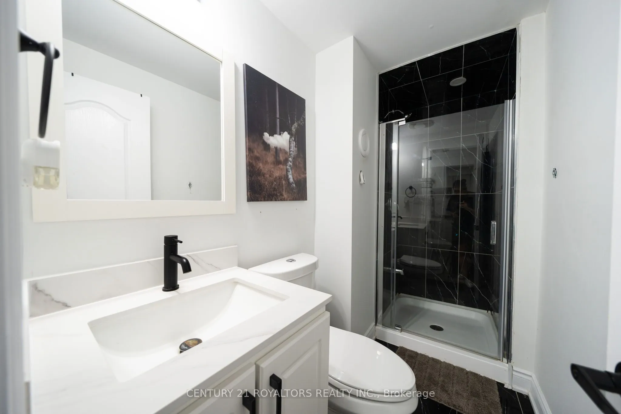 444 Thomas Slee Drive