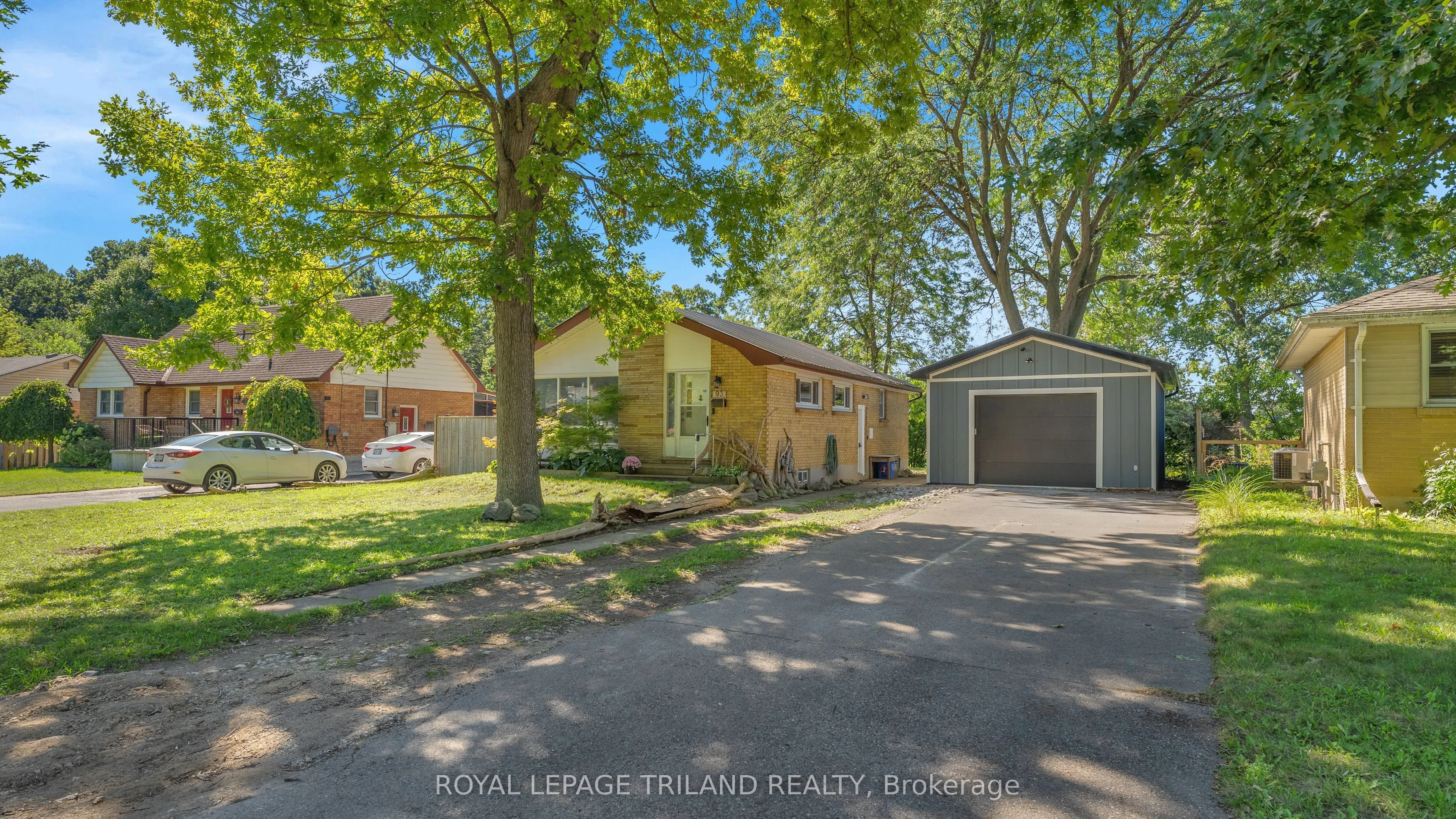 93 Manitoulin Drive