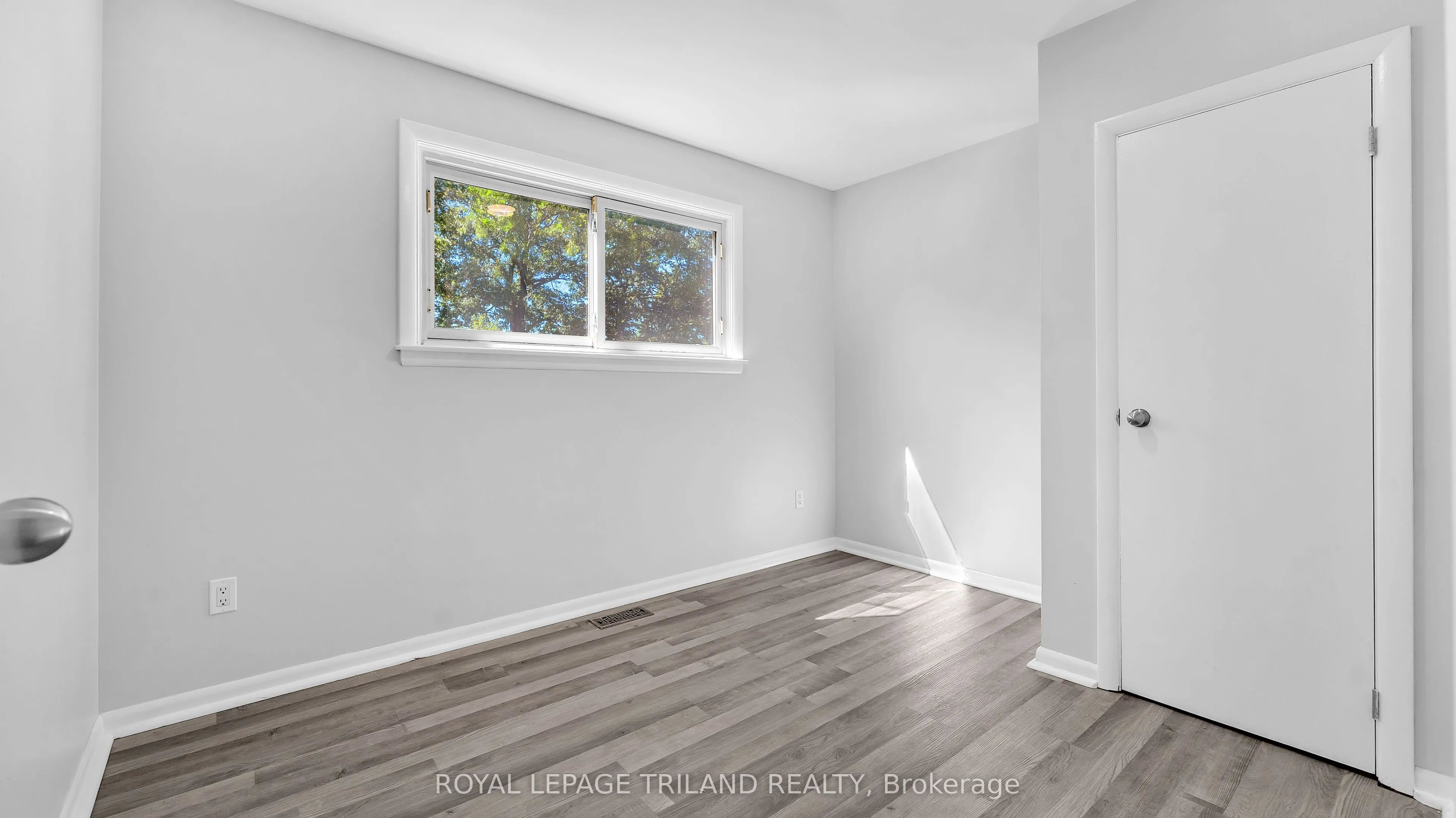 93 Manitoulin Drive