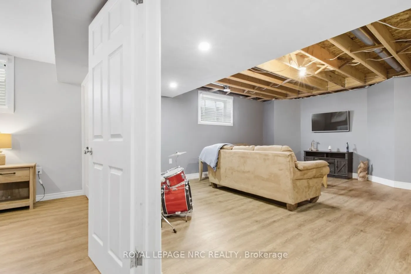 3711 WHITE Road