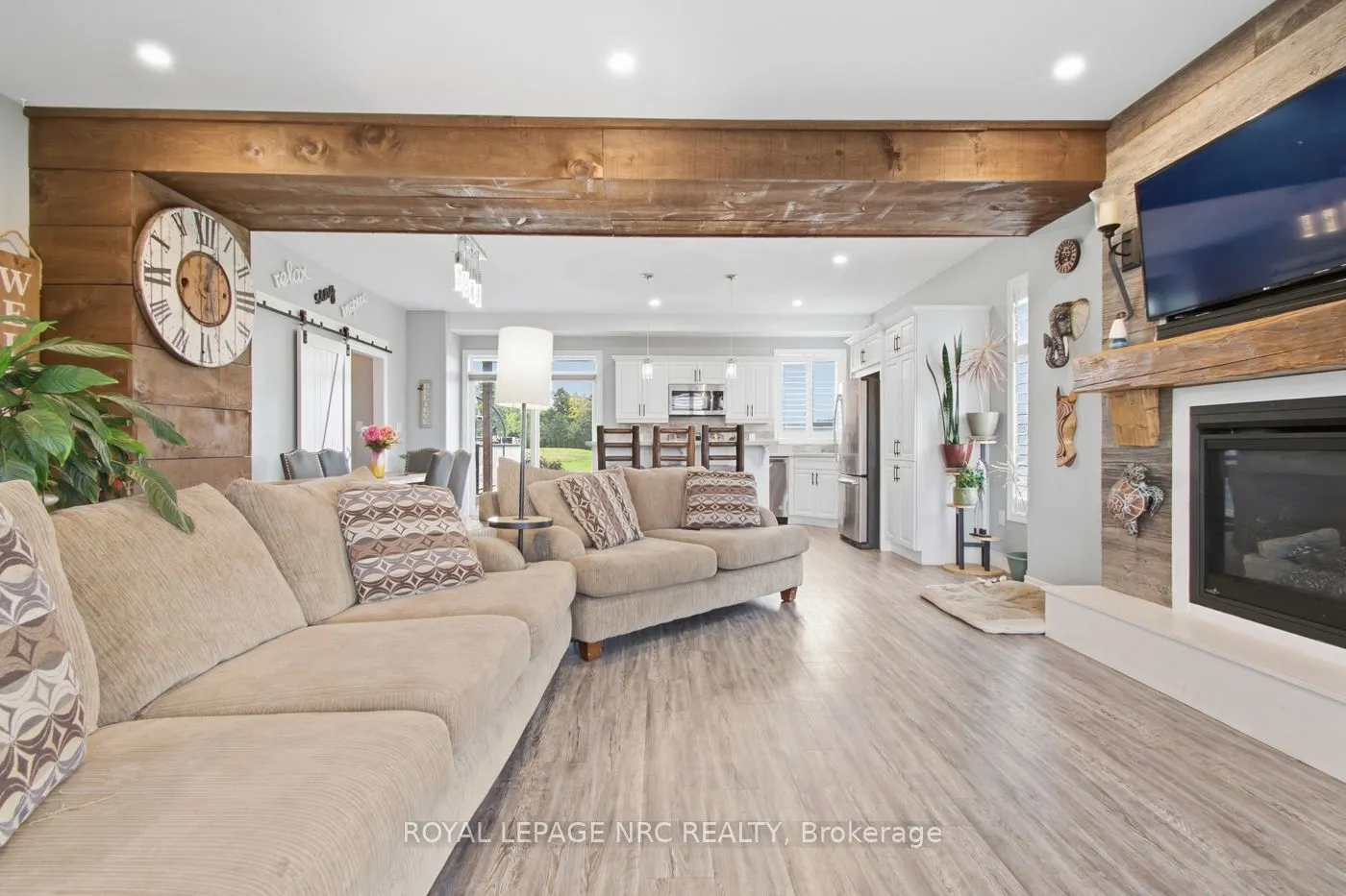 3711 WHITE Road